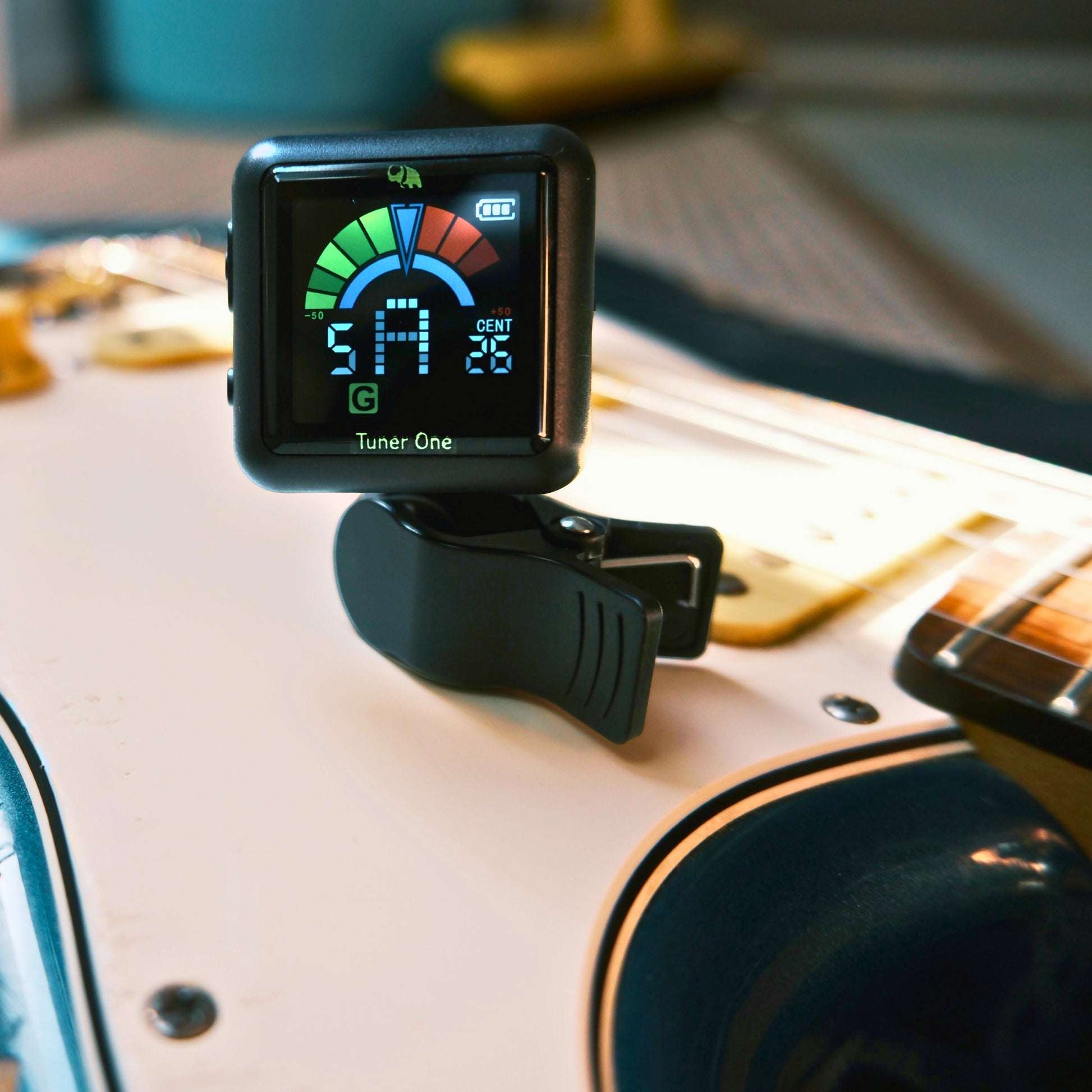 Mammoth TUNER ONE Rechargeable Clip-on Tuner