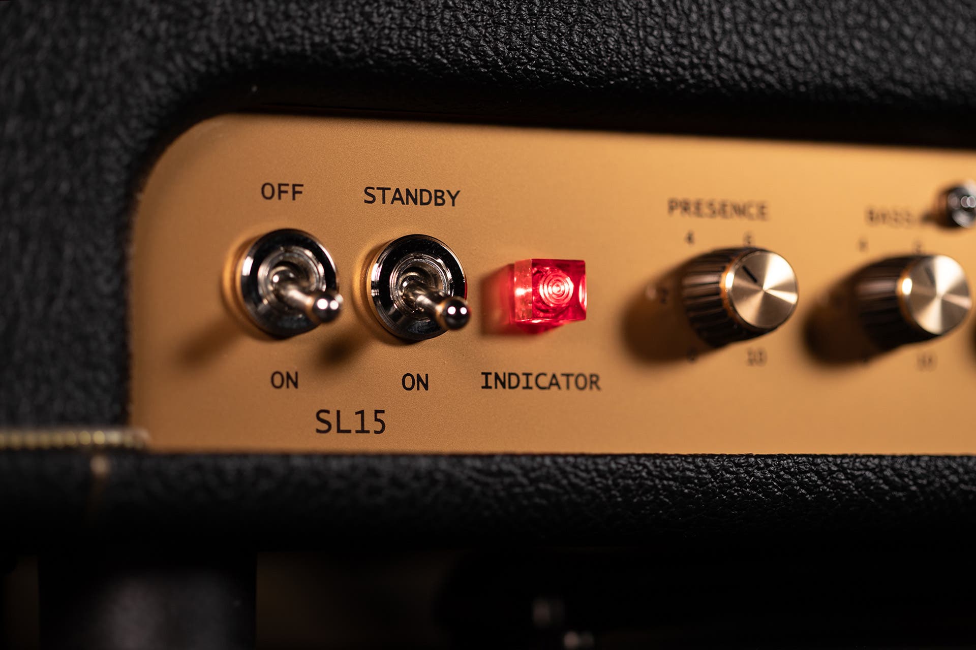 Suhr SL15 Guitar Amp Head (02-S15-0004)