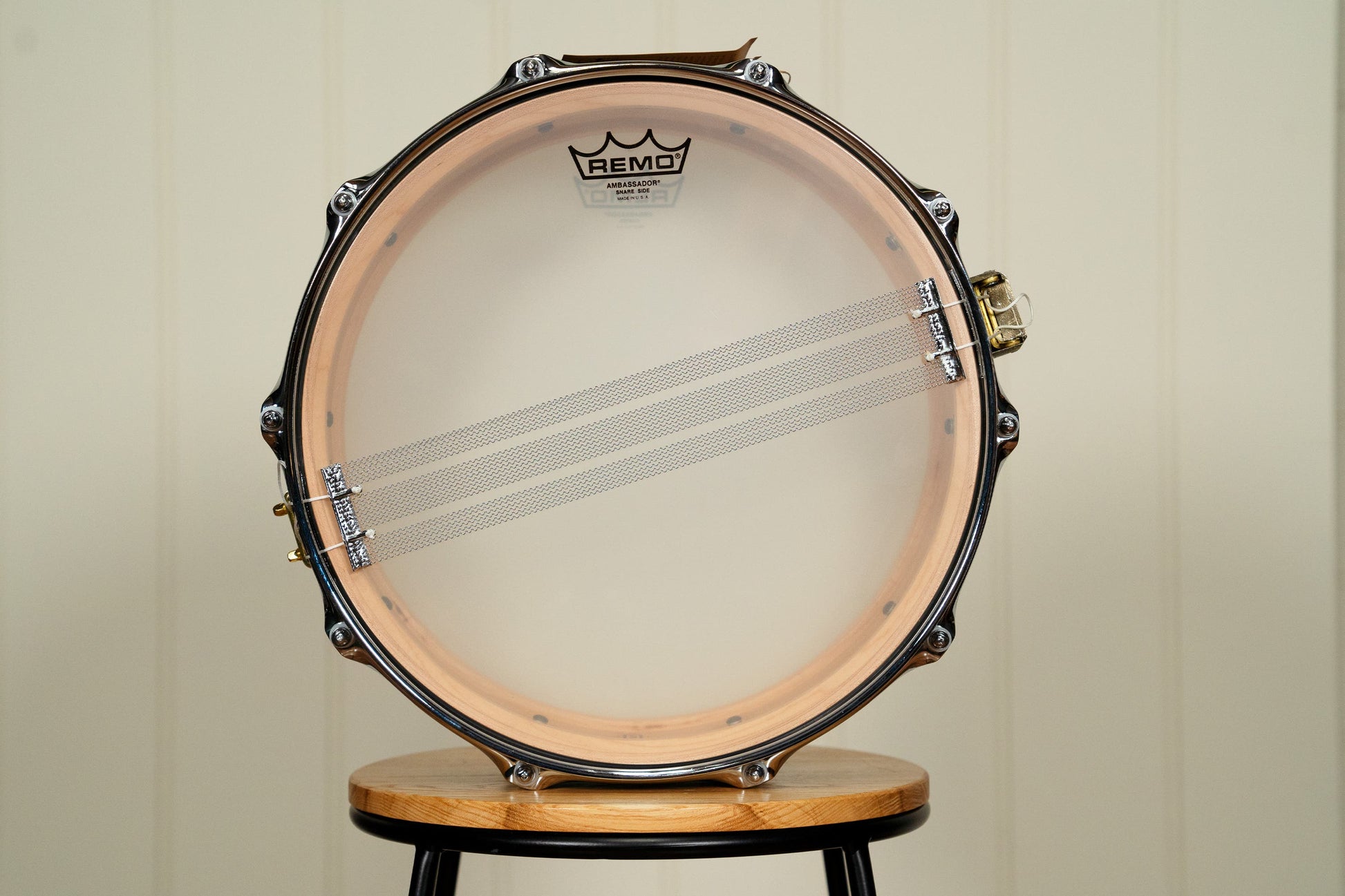 Noble and Cooley 14x5" Classic Maple Snare - Piano Black Gloss - Brass HW / Flanged Chrome Hoops