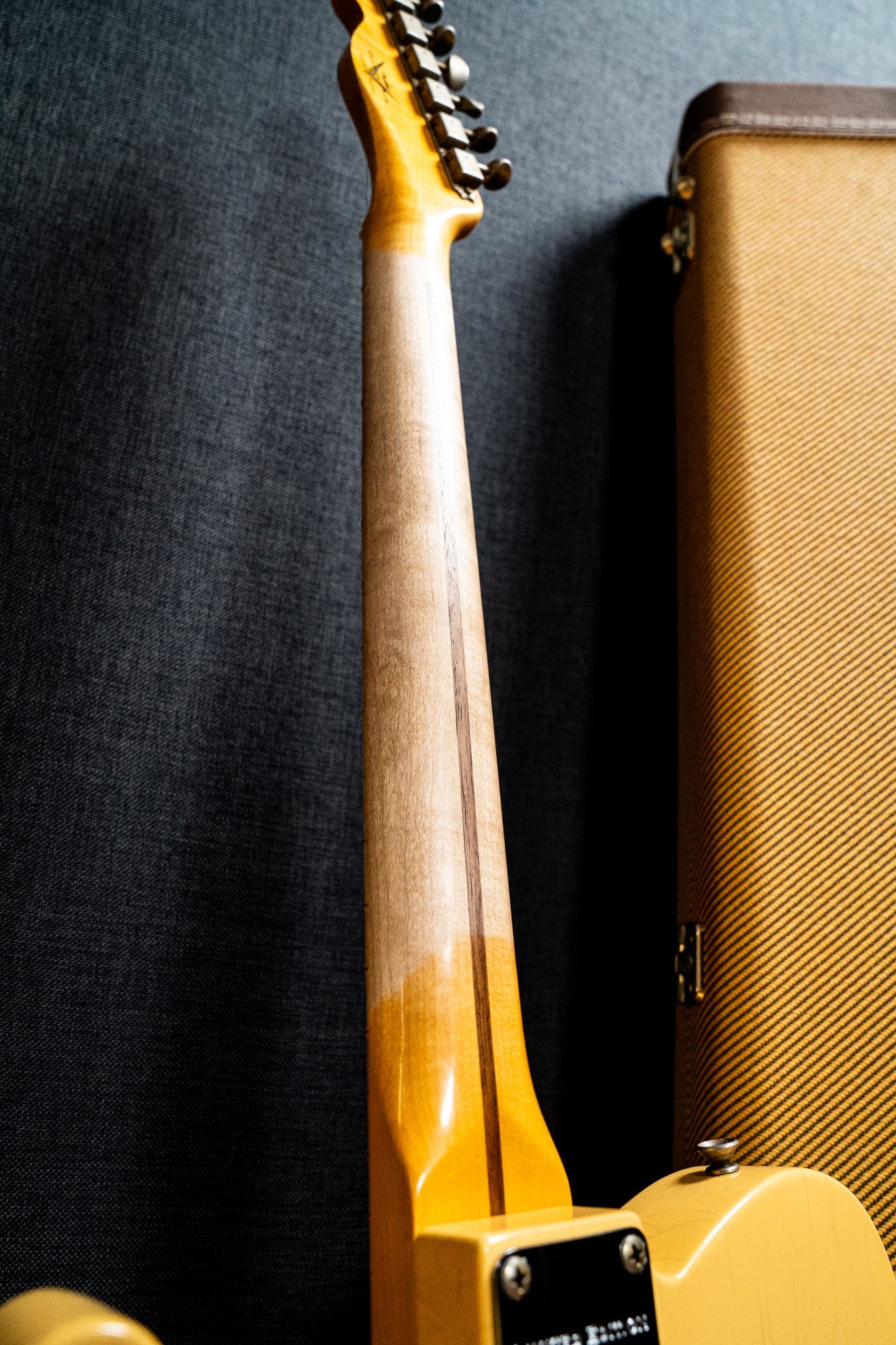 Fender Custom Shop '53 Telecaster - Relic - Aged Nocaster Blonde (#CS100202)