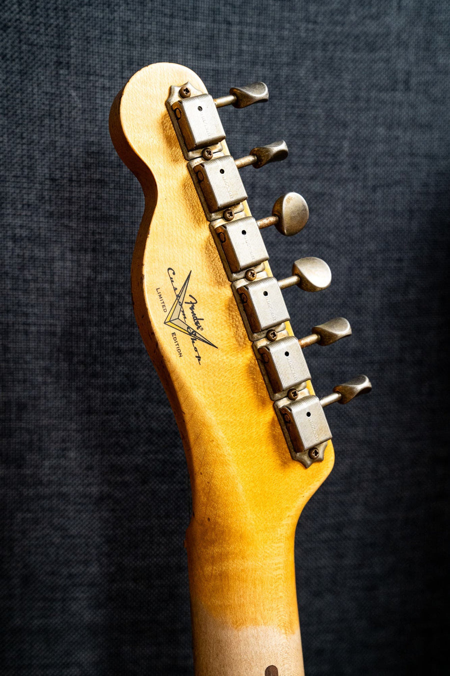 Fender Custom Shop '53 Telecaster - Relic - Aged Nocaster Blonde (#CS100202)