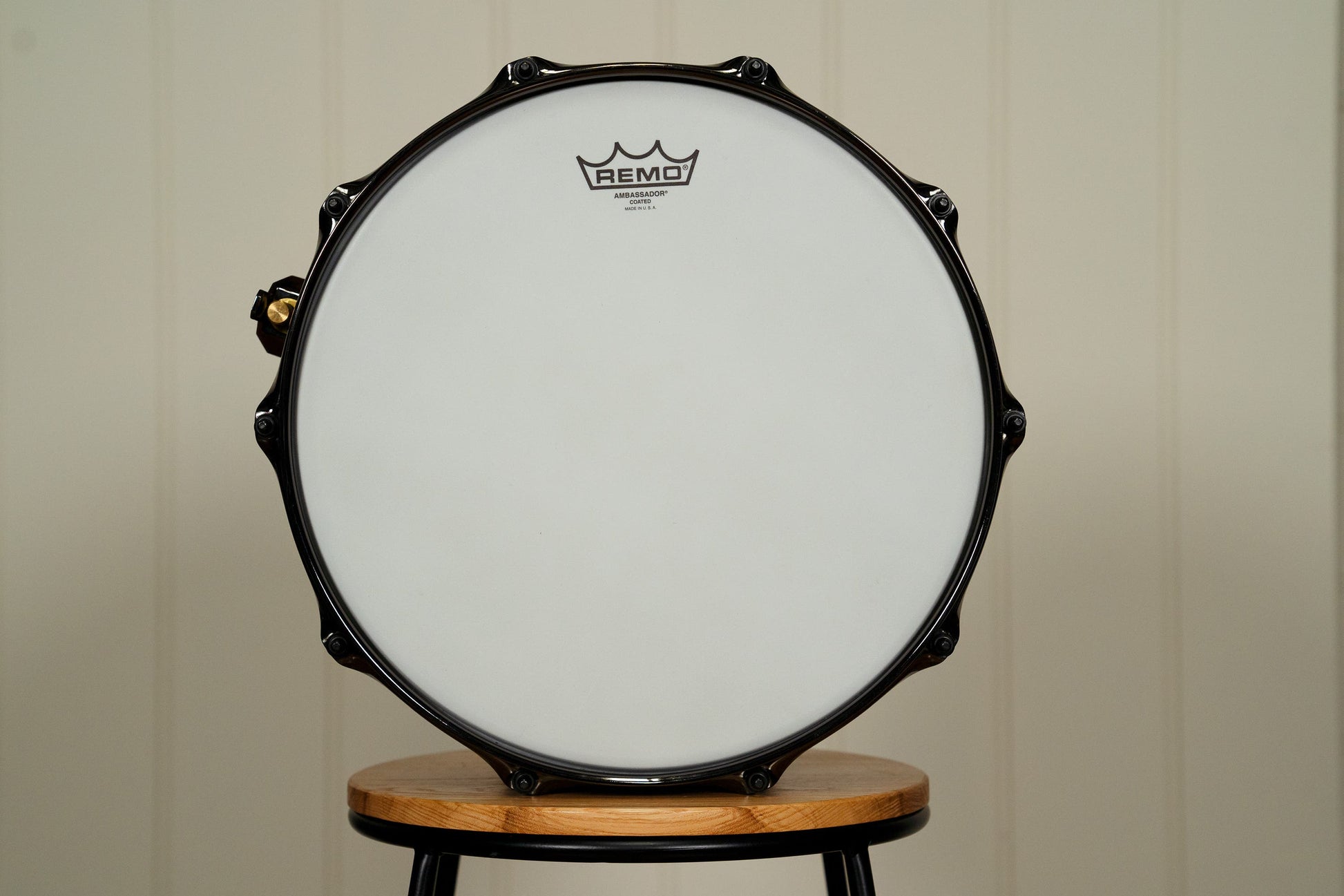 Noble and Cooley 14x6" Classic Walnut Snare - Black Fade