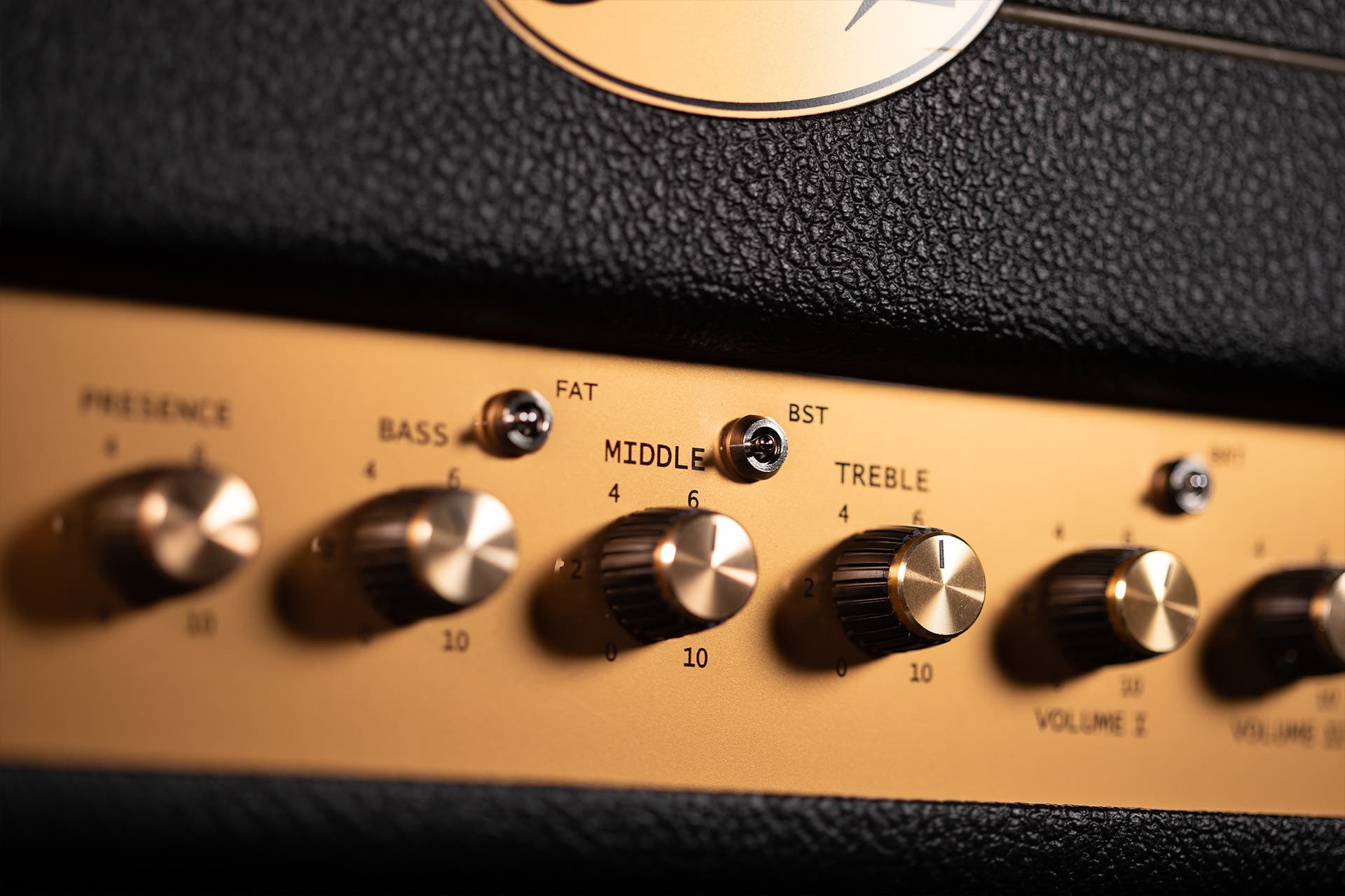 Suhr SL15 Guitar Amp Head (02-S15-0004)