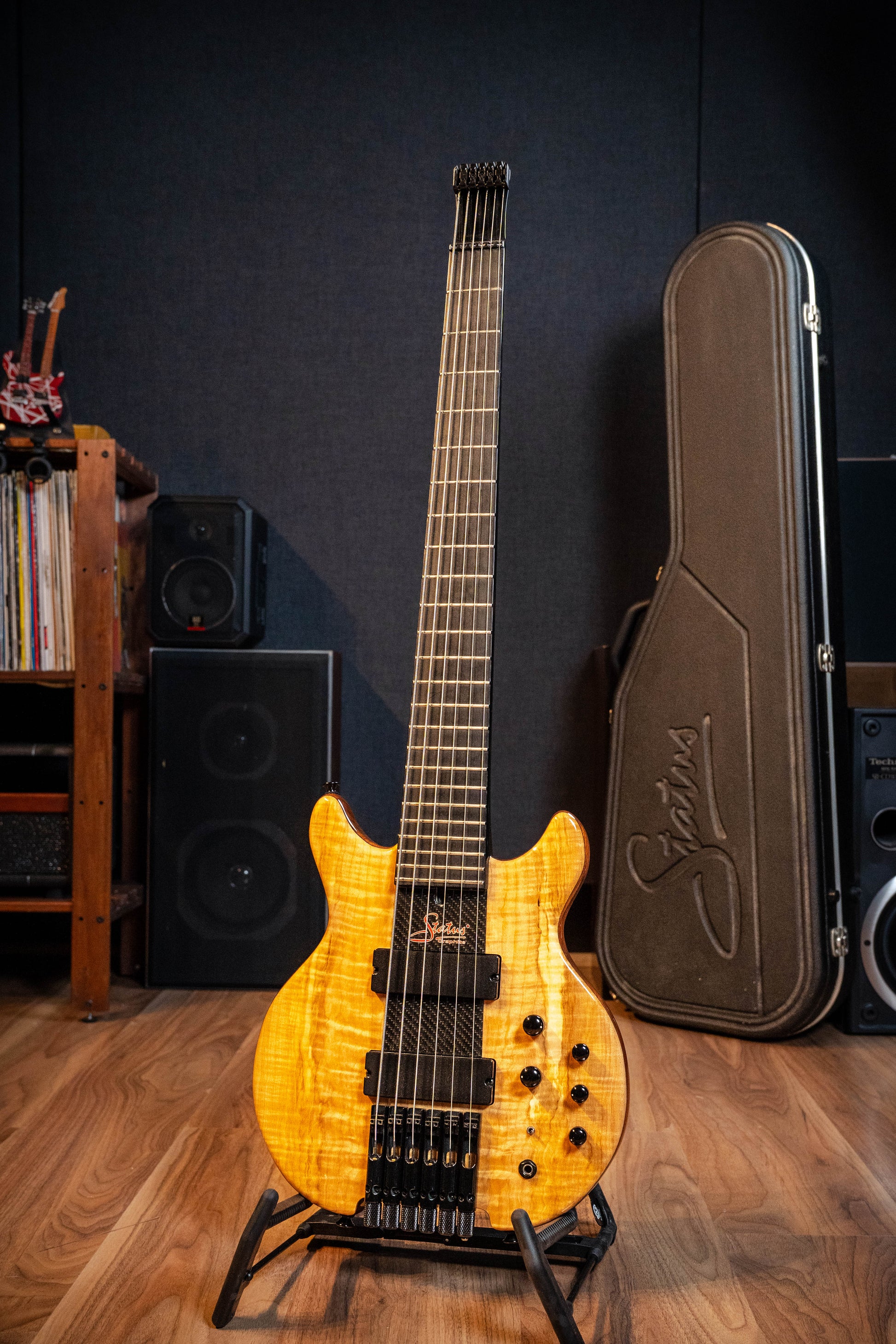 Status Graphite KingBass Artist 6-String Bass w/Case - Natural - Pre-Owned