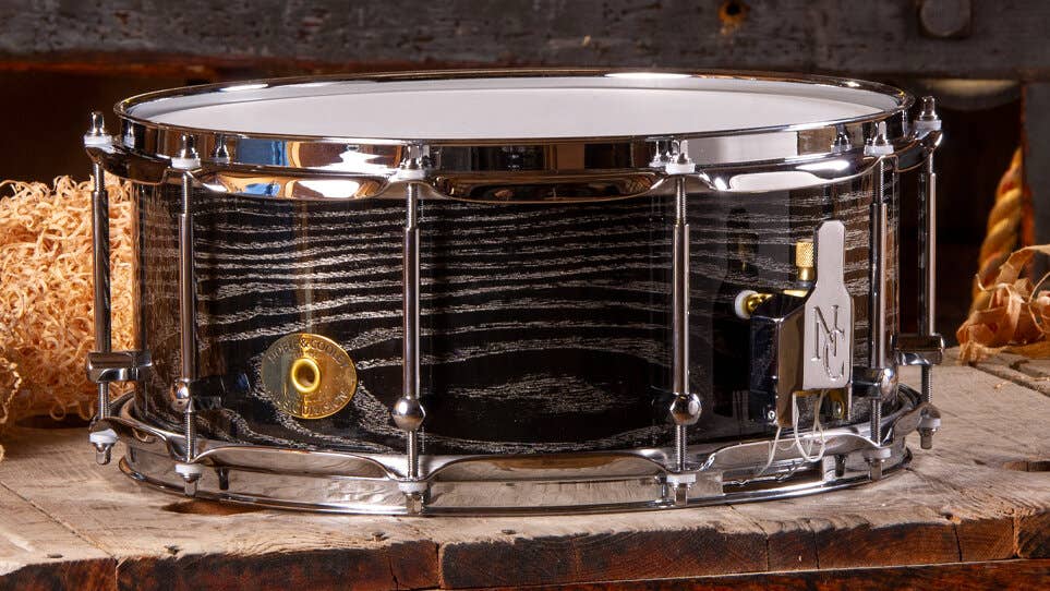 Noble and Cooley 14x7" Classic Ash Snare - Black w/Silver Vein