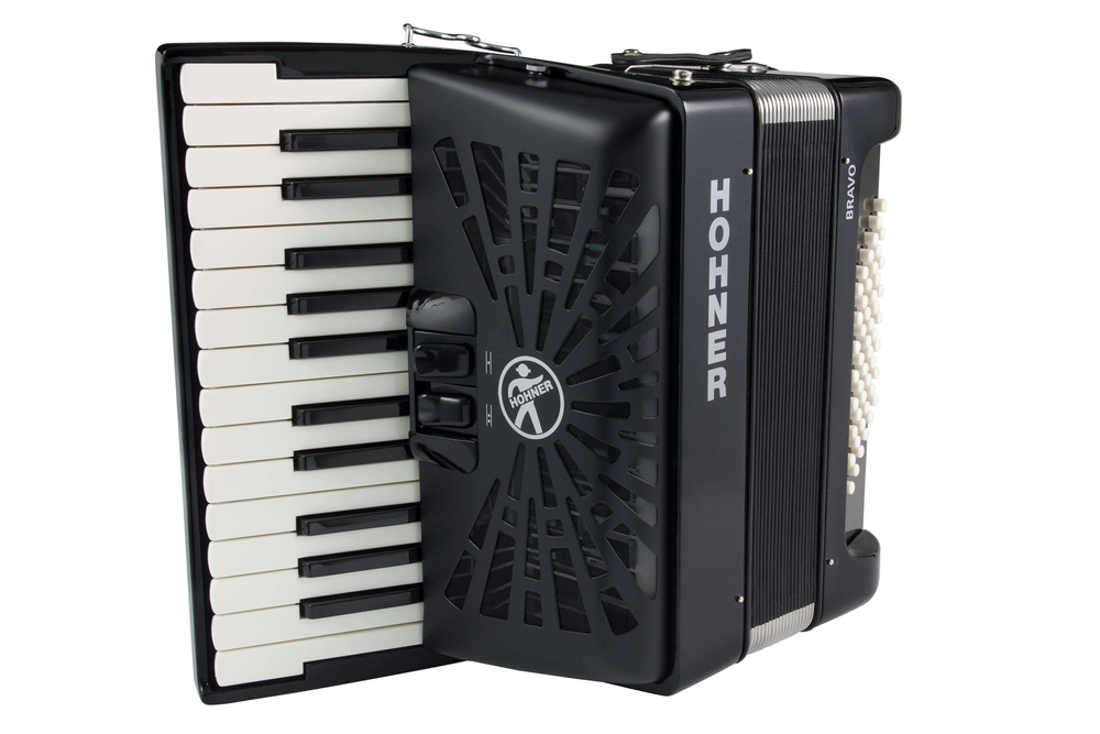 Hohner Bravo II 48 Silentkey Accordian - Black