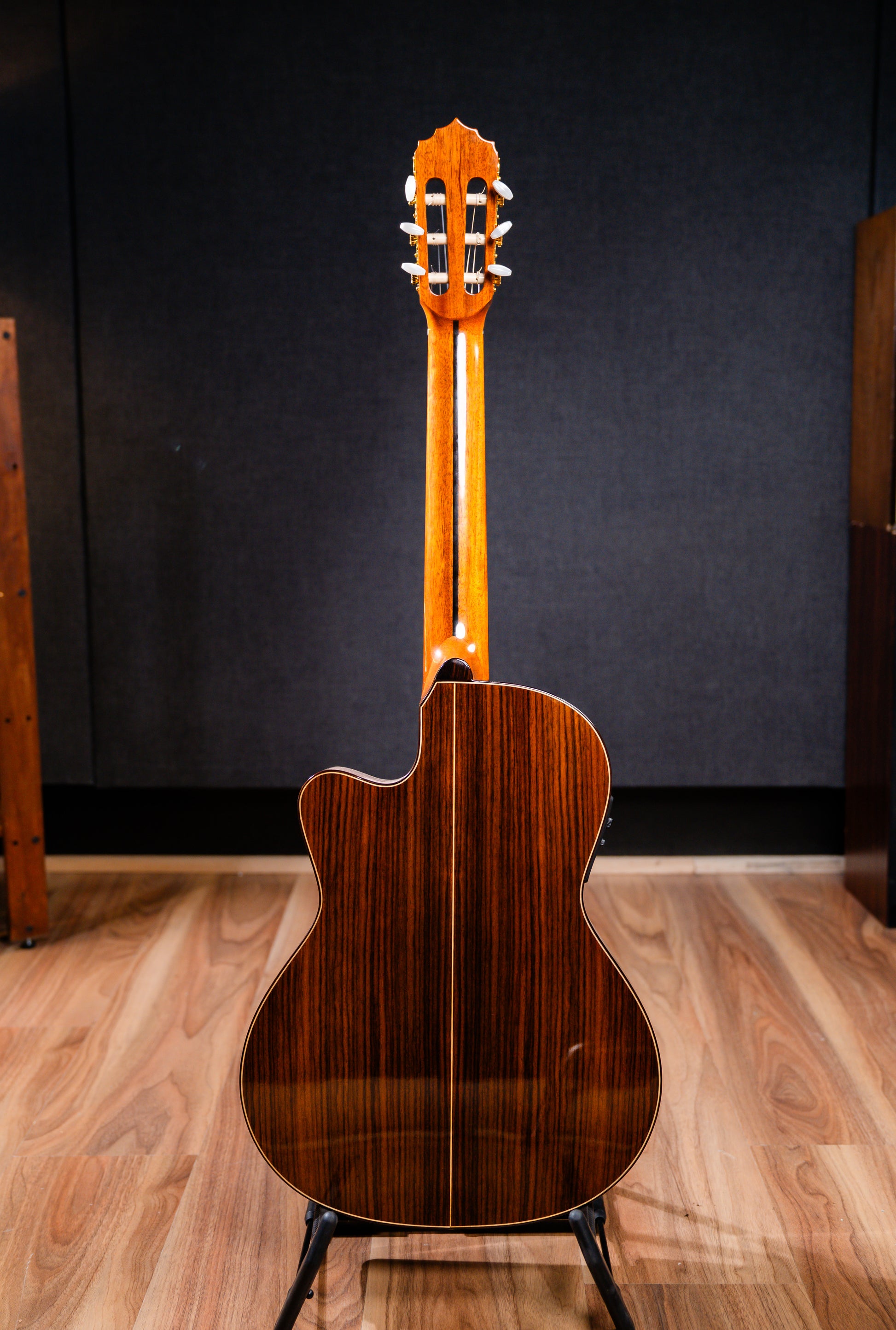 Altamira N300CT Thinline Classical Guitar w/Pickup + Cutaway - Pre-Owned