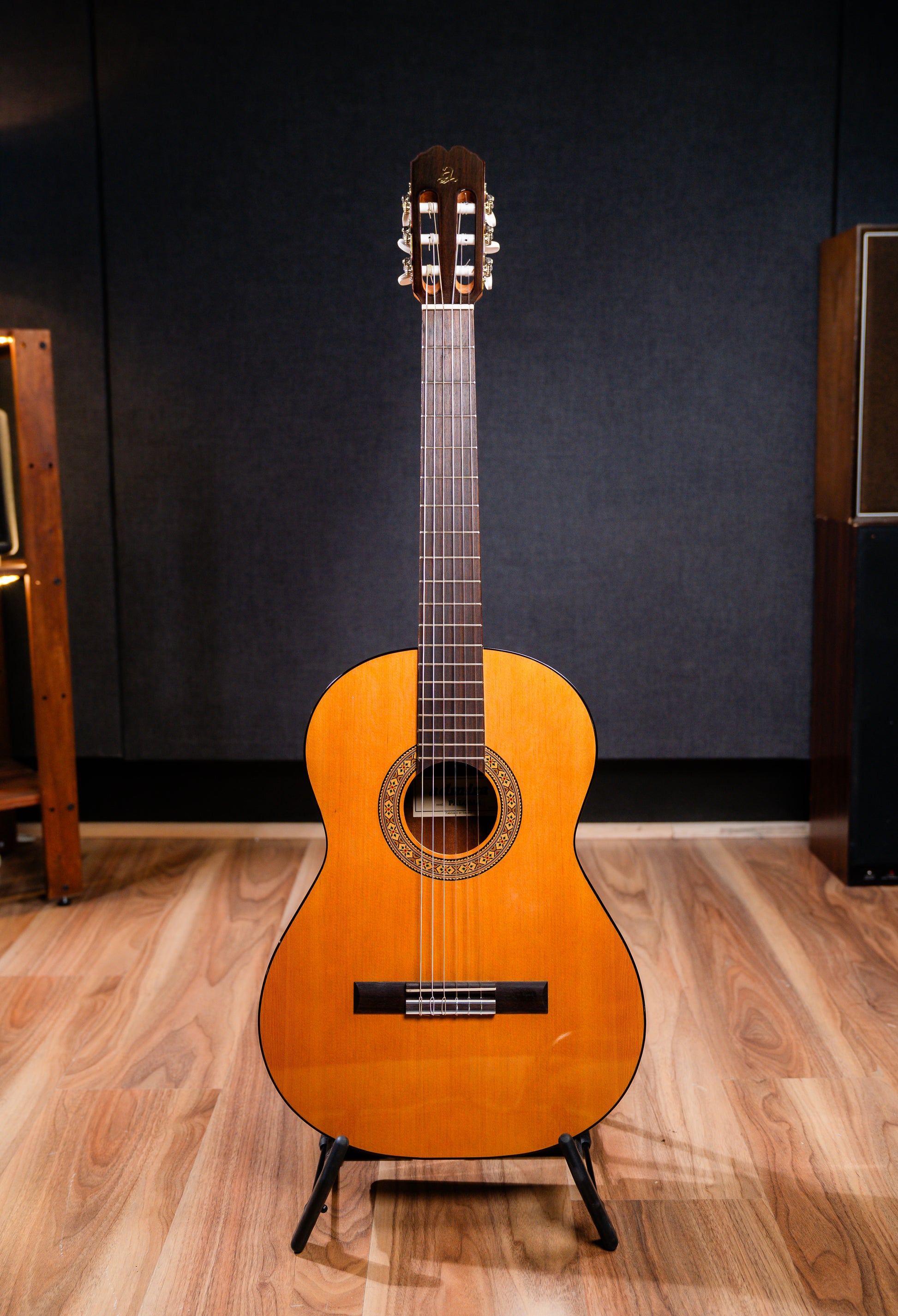 Admira Paloma Classical Guitar - Pre-Owned