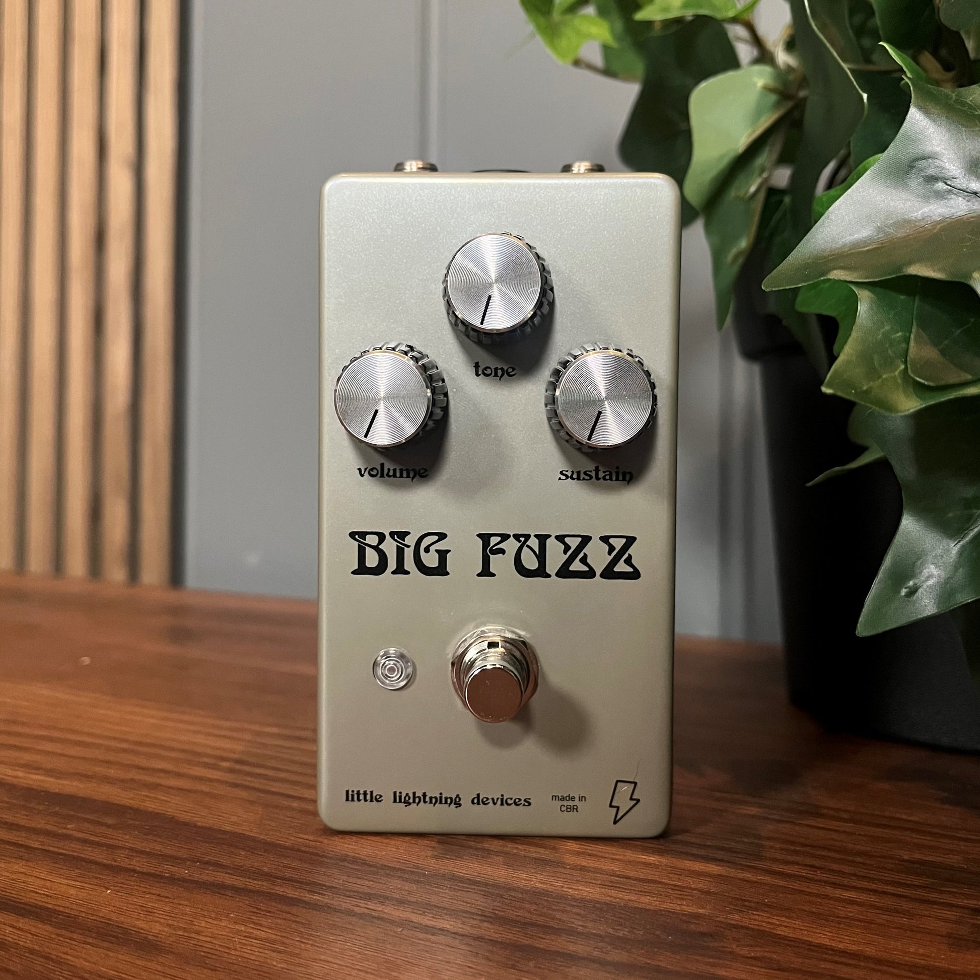 Little Lightning Devices BIG FUZZ Pedal - Violet Era Logo
