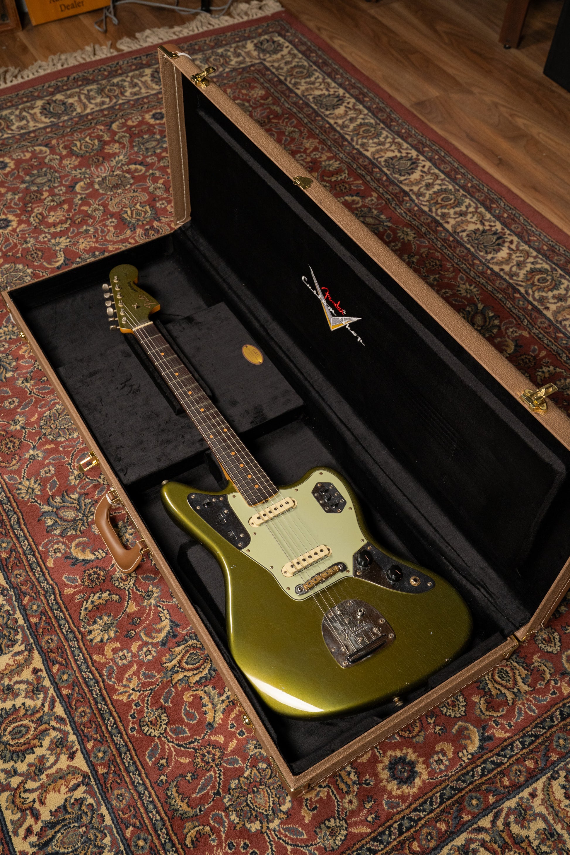 Fender Custom Shop JL25-20 B4 64 Jaguar Journeyman Relic - Irish Pub Green - Pre-Owned (#CZ587325)