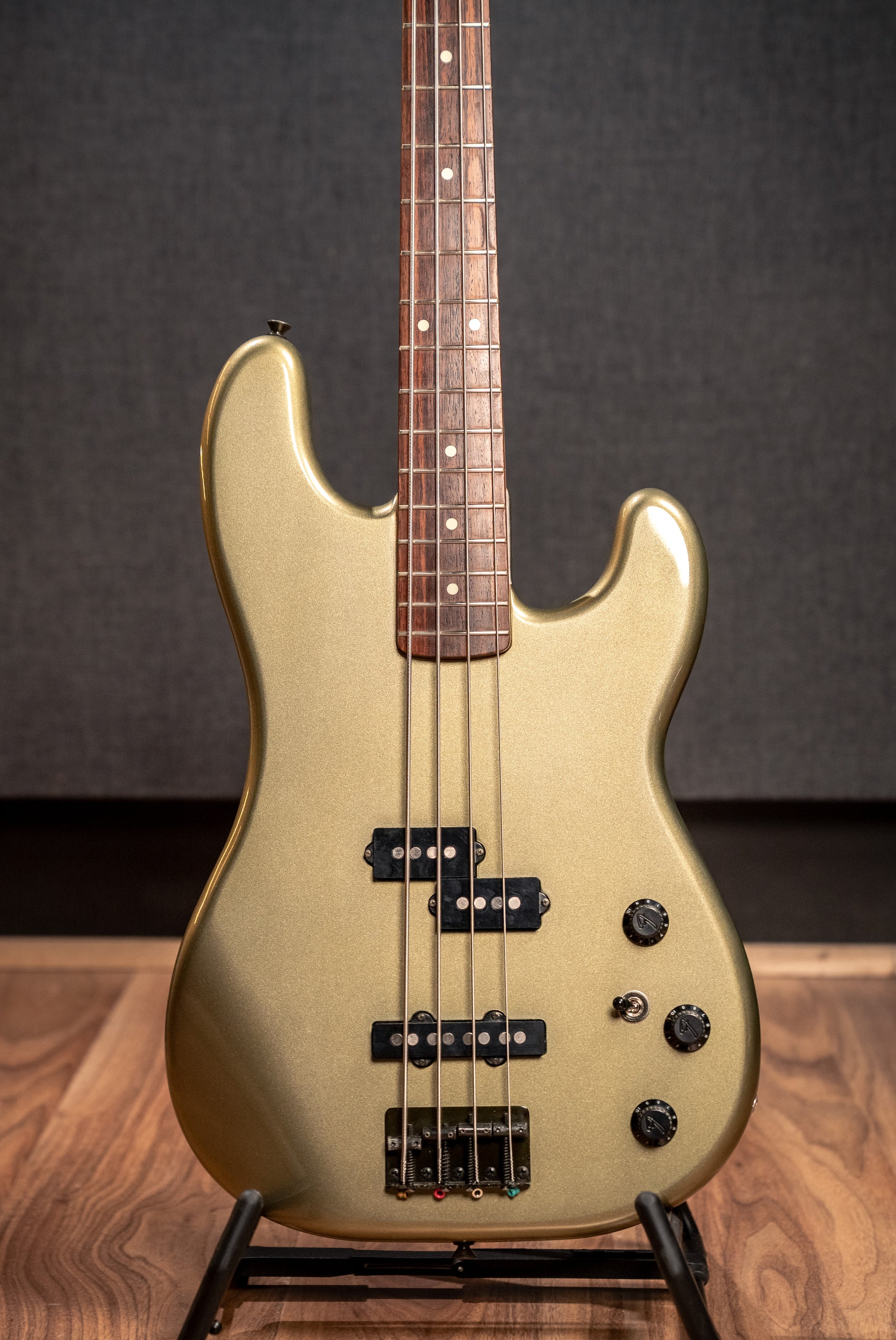 Fender '87 MIJ Jazz Bass Special w/Case - Jade Pearl Metallic - Pre-Owned