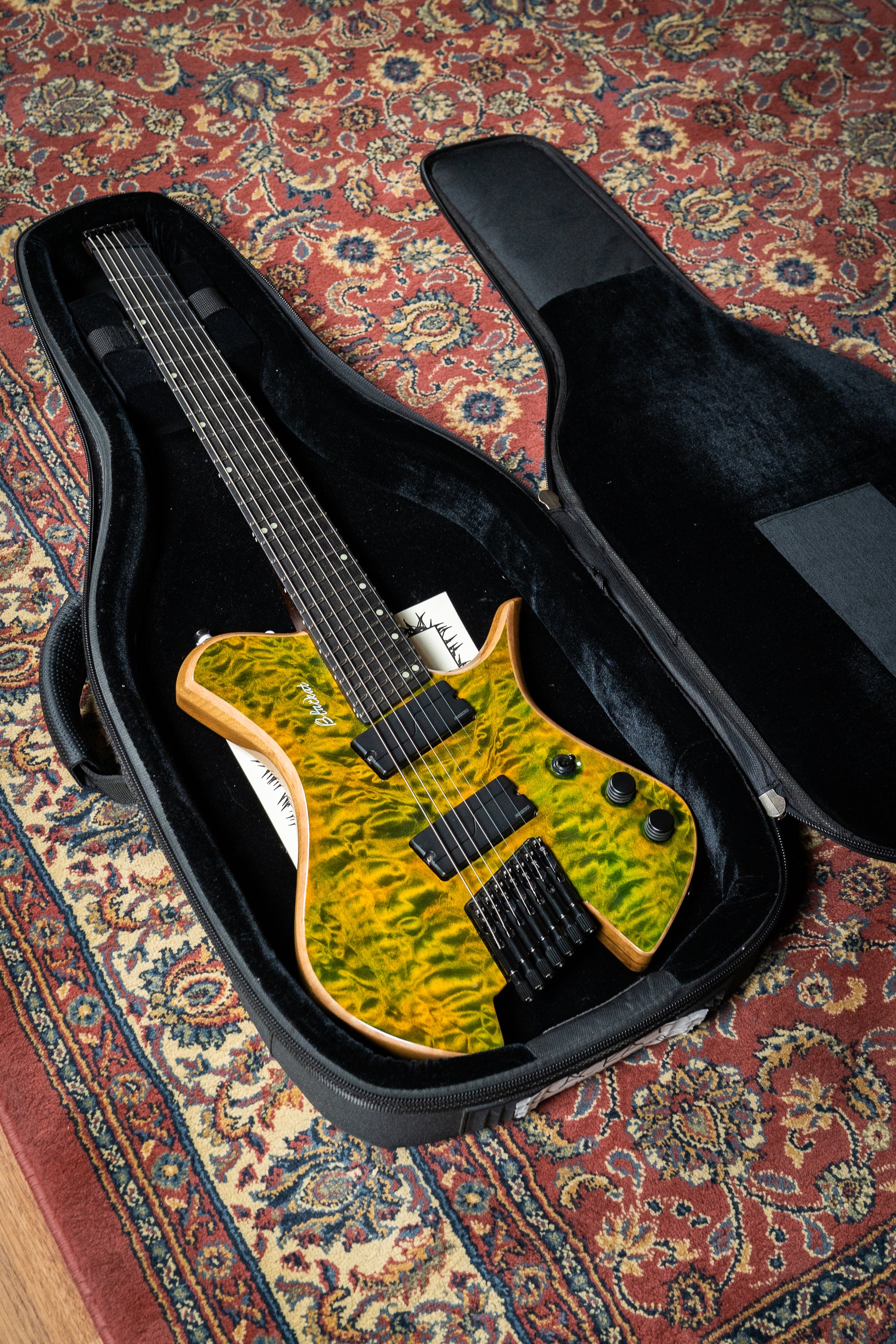 BlacKat HSA7 Custom w/Gigbag - Pre-Owned (#20026)