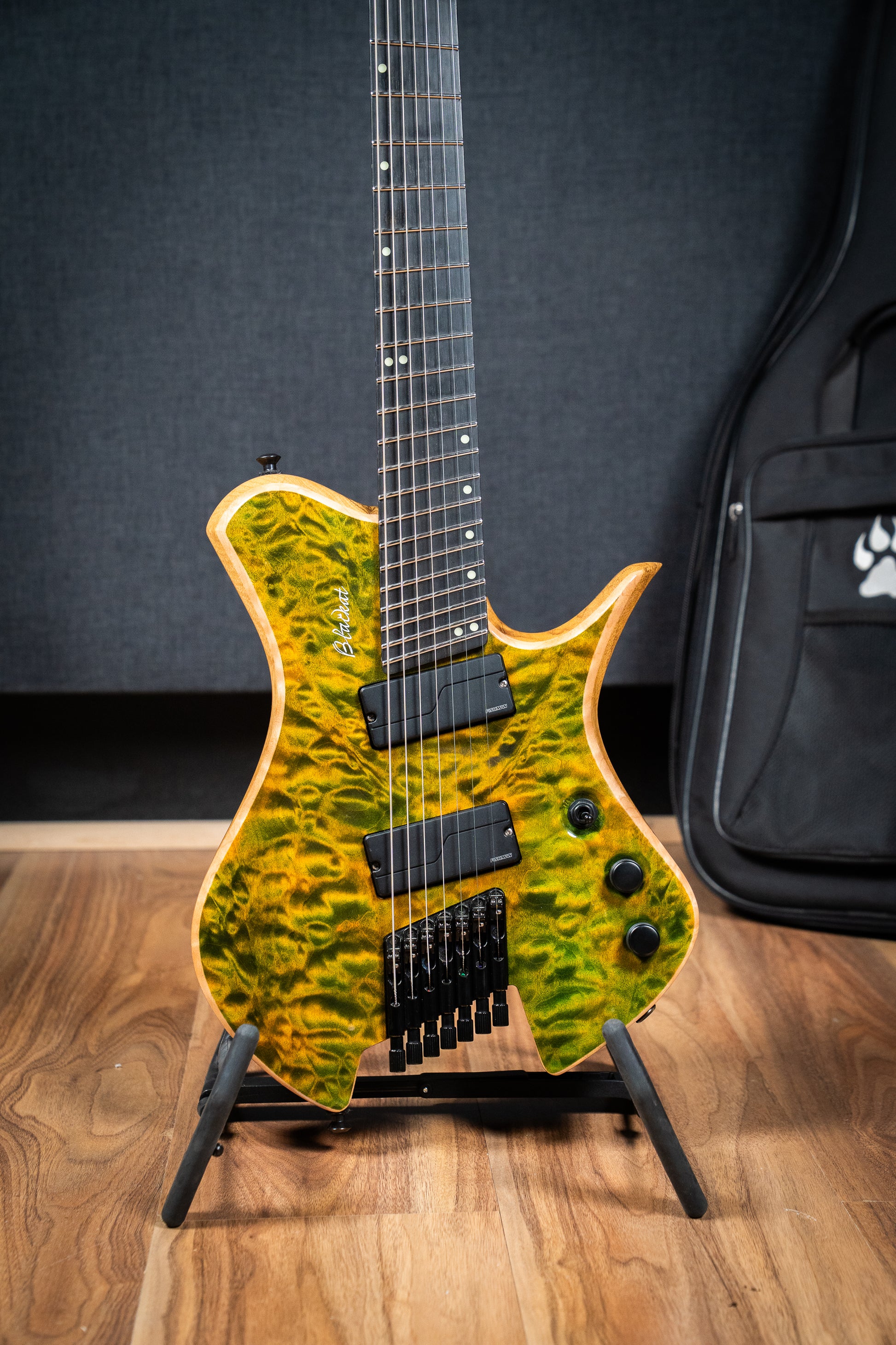 BlacKat HSA7 Custom w/Gigbag - Pre-Owned (#20026)