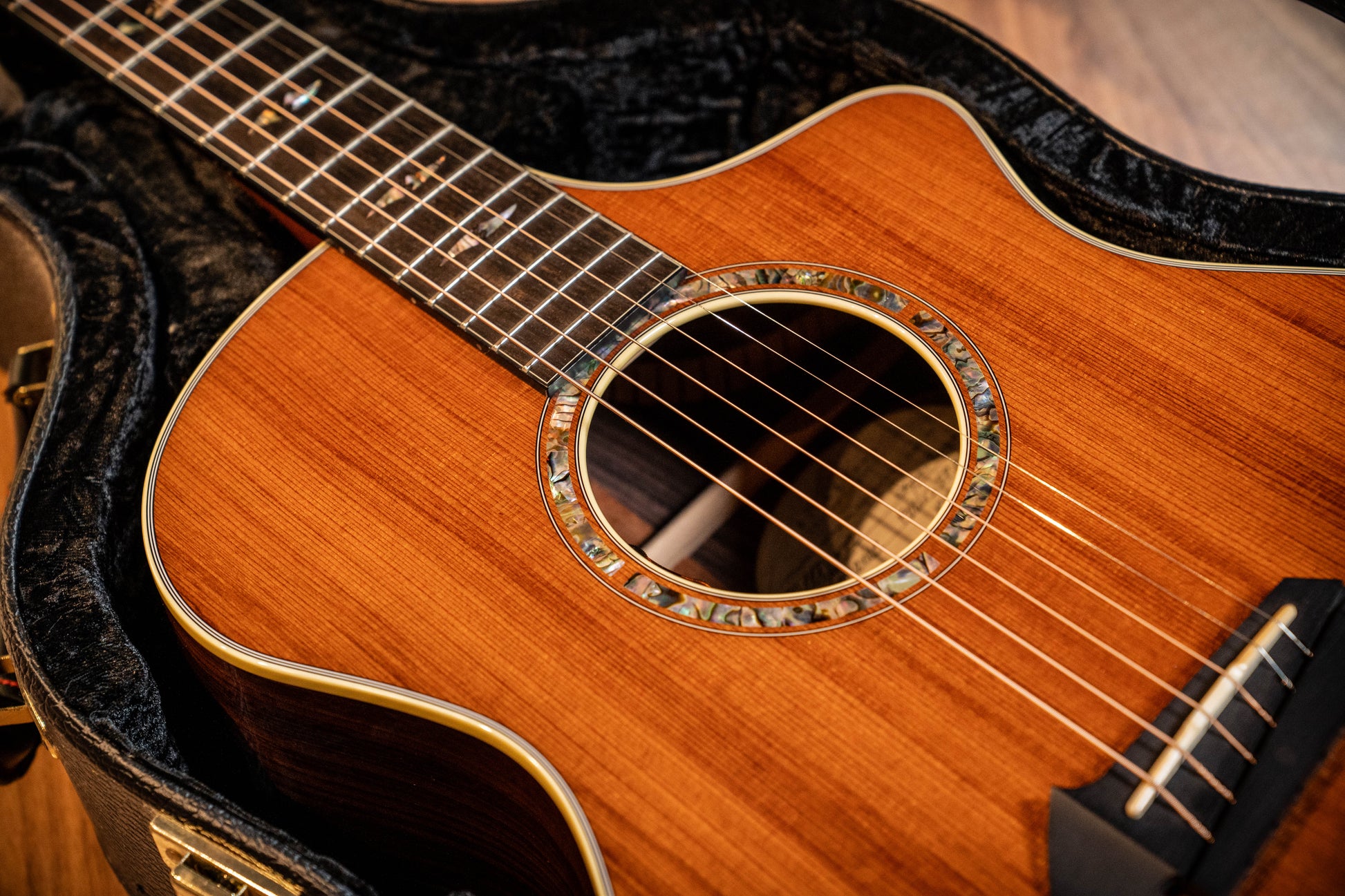 Breedlove 2008 Performance Focus Special Edition w/Case - Redwood / Rosewood - Pre-Owned