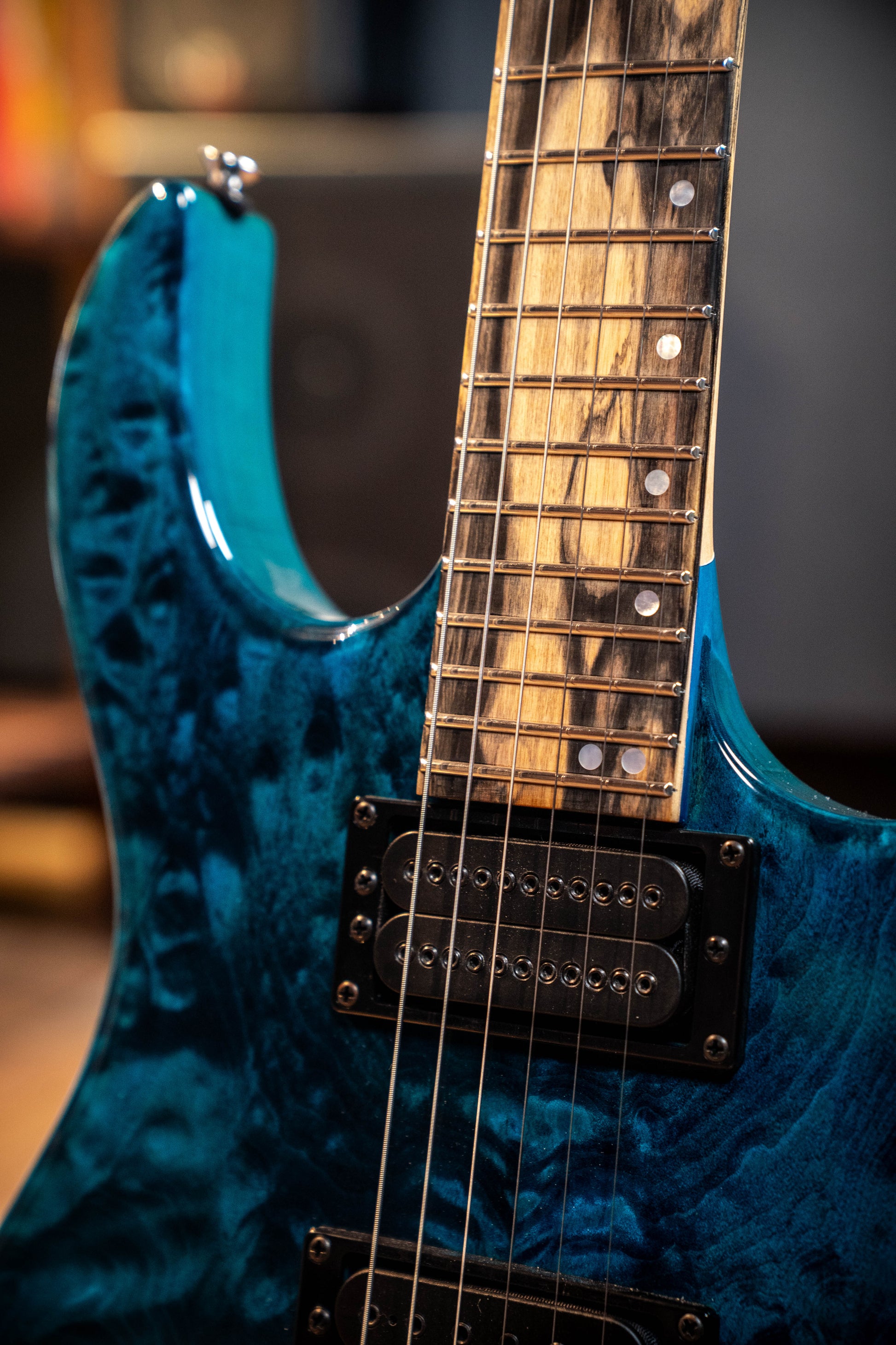 Carvin DC127 Electric Guitar - Quilt Blue - Pre-Owned (Signed by Mark Kiesel)
