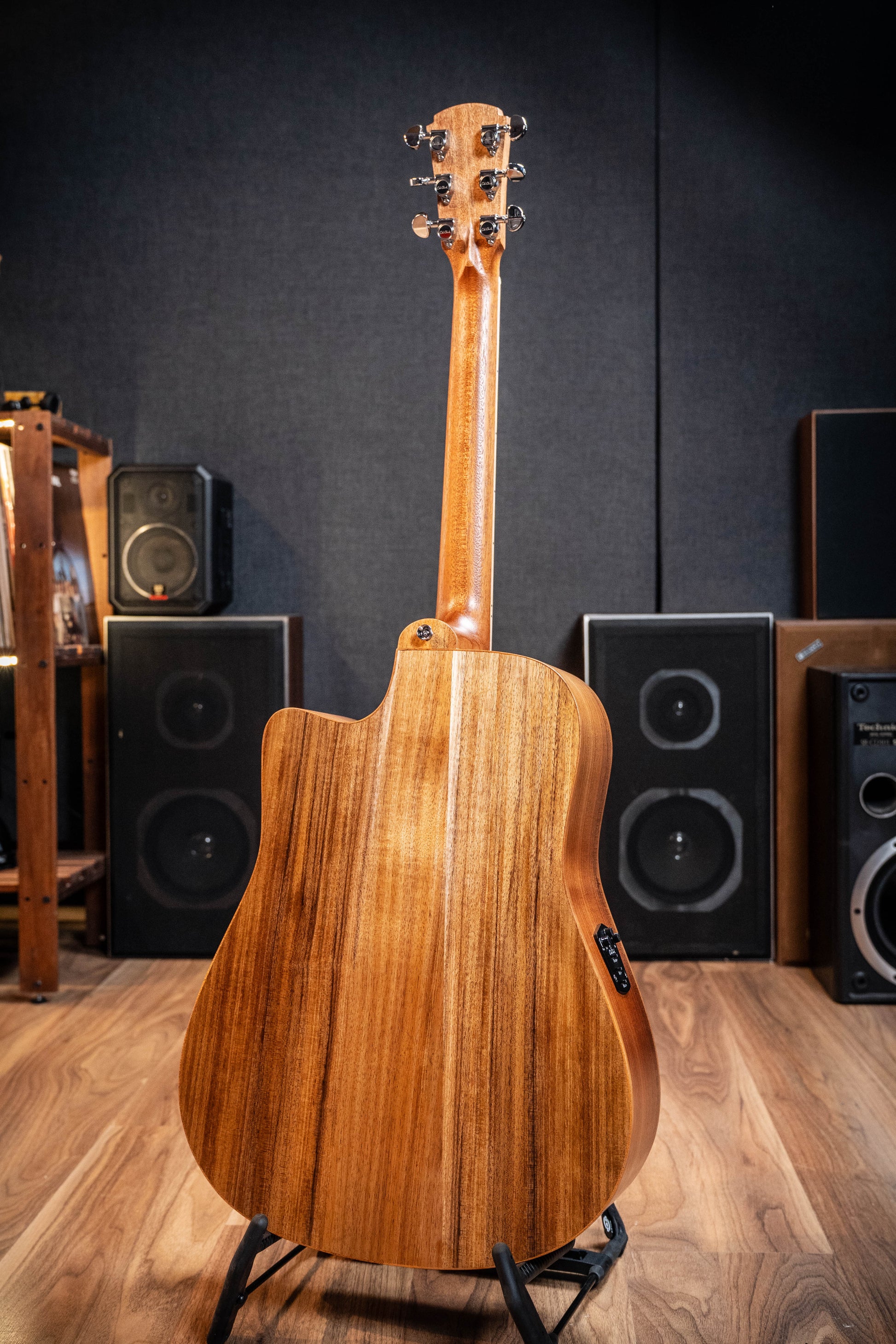 Cole Clark CCSFL1EC-BLBL Studio Dreadnought Acoustic Electric Guitar - Blackwood