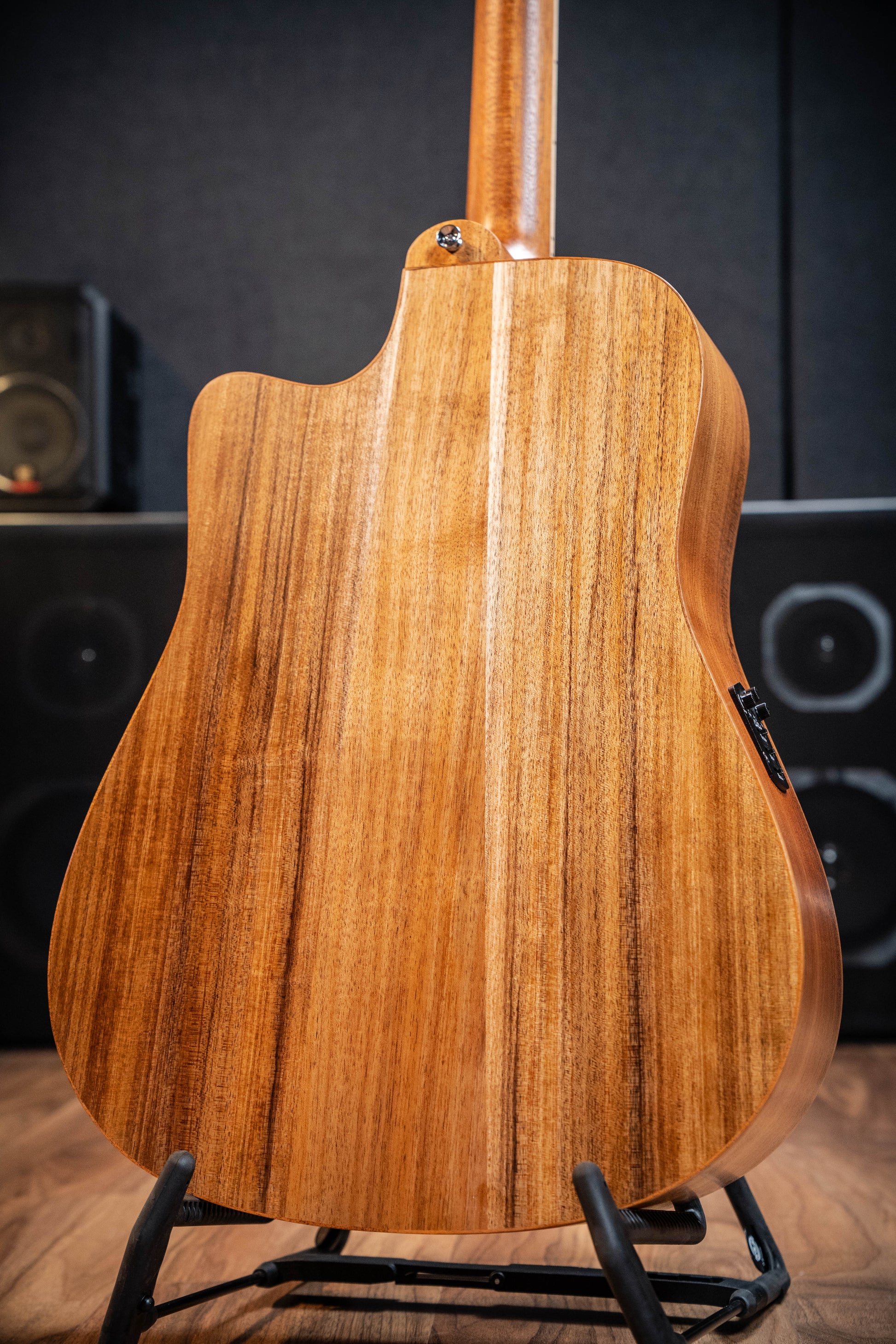 Cole Clark CCSFL1EC-BLBL Studio Dreadnought Acoustic Electric Guitar - Blackwood