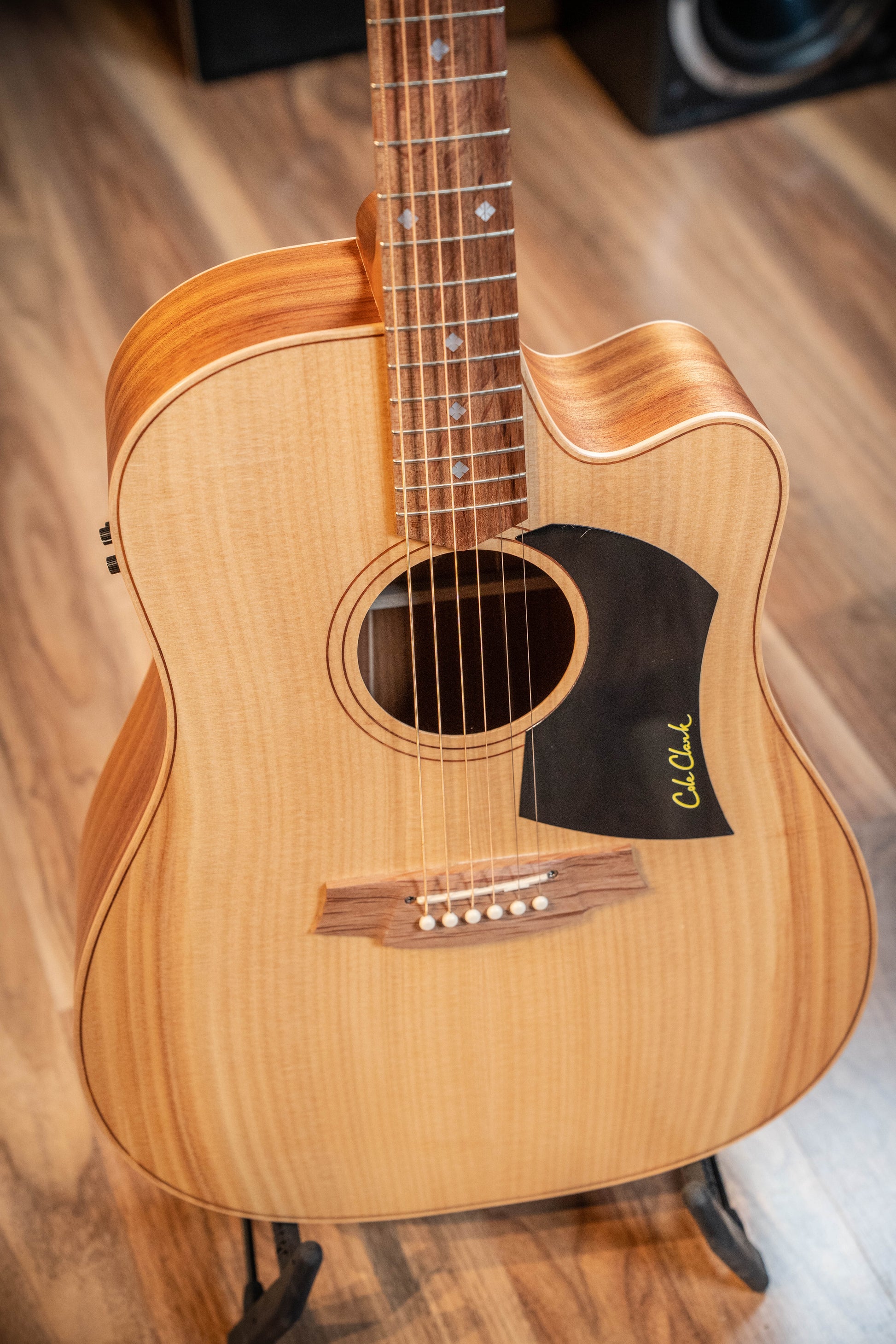 Cole Clark FL2EC-BB Acoustic Guitar w/Case - Pre-Owned