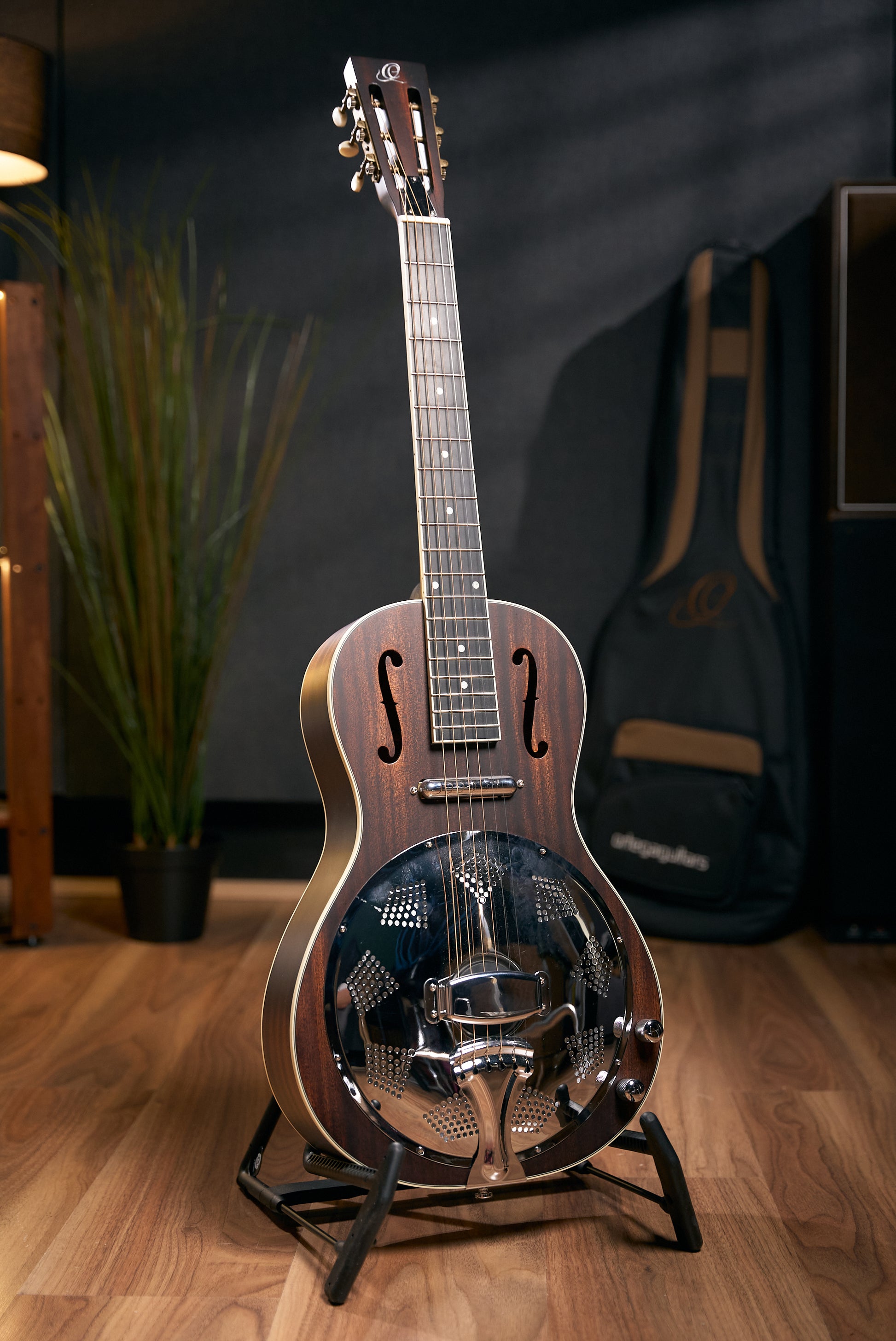Ortega RRG30E-WB Electric Resonator w/Bag - Walnut - Pre-Owned