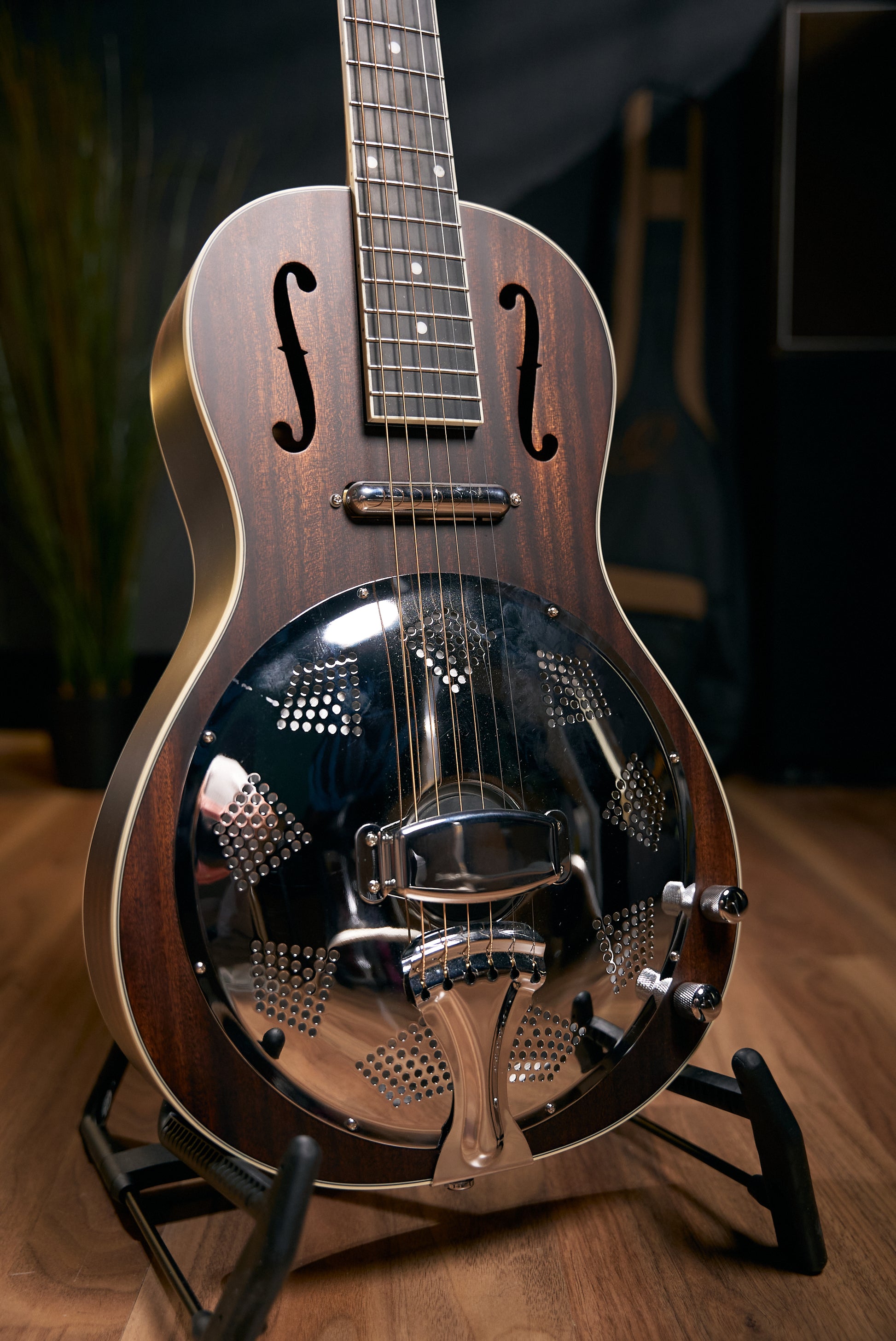 Ortega RRG30E-WB Electric Resonator w/Bag - Walnut - Pre-Owned