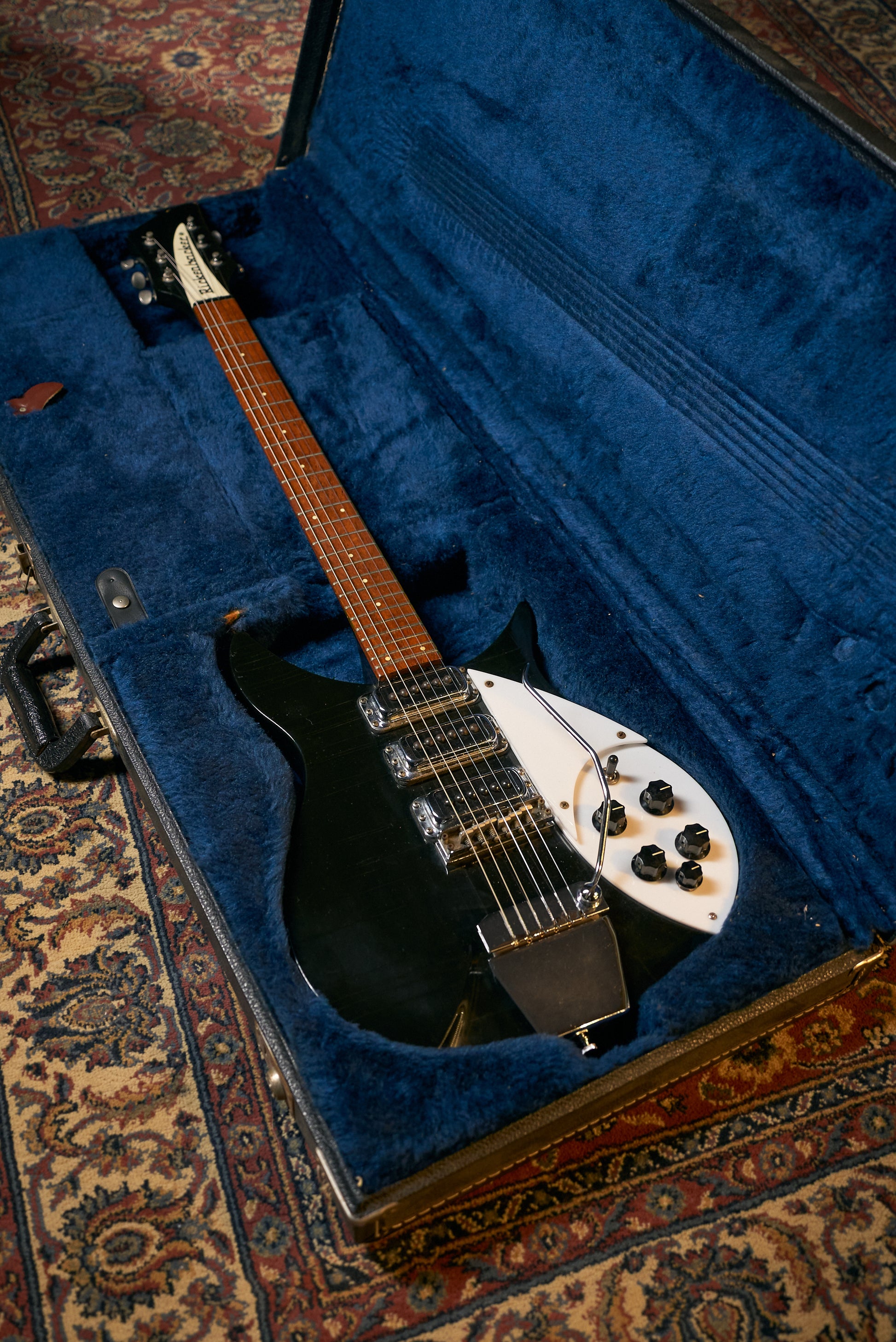 Rickenbacker 1988 350 Liverpool w/Case - JetGlo - Pre-Owned