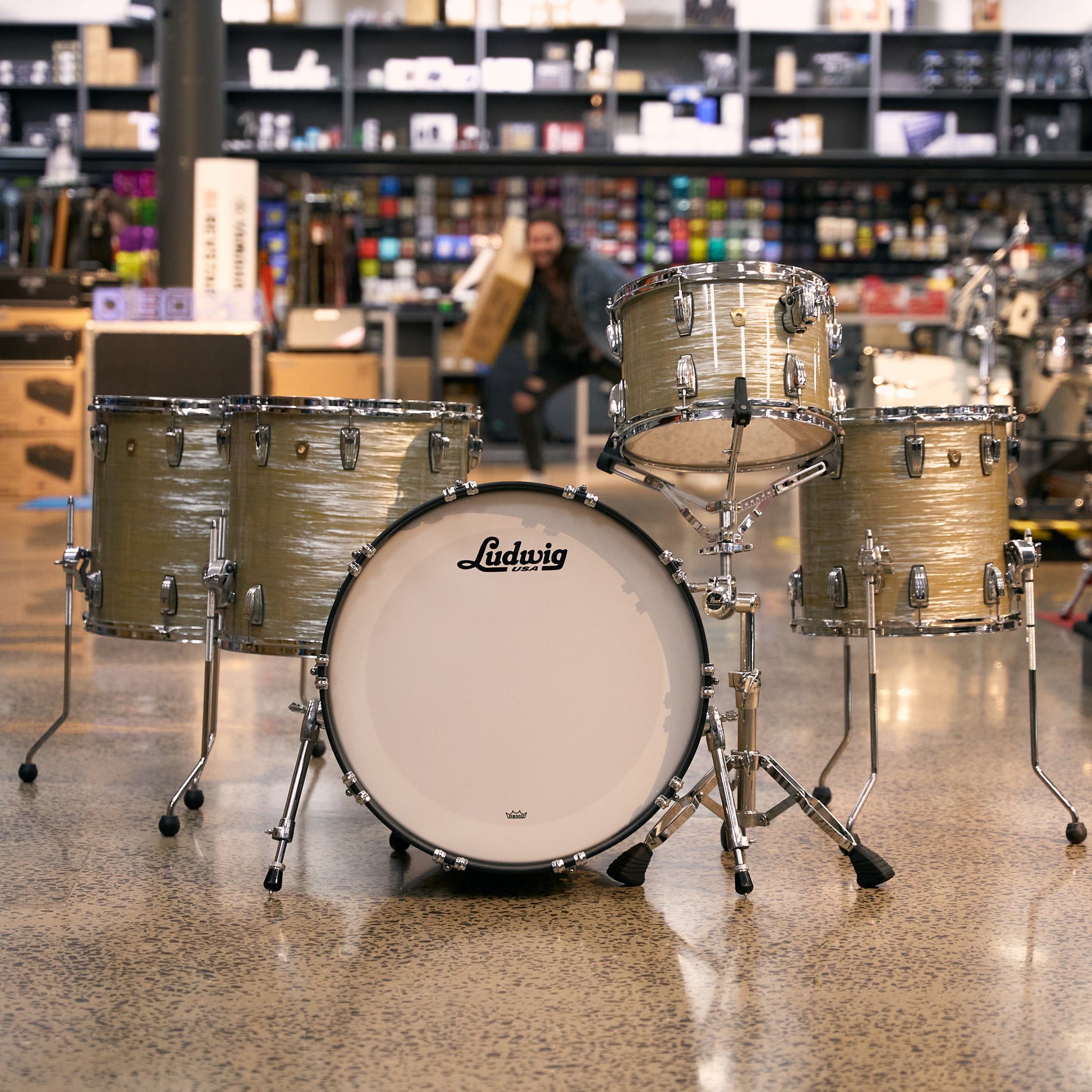 Ludwig Classic Maple 5pc Drum Kit w/Bags - Olive Oyster - Pre-Owned