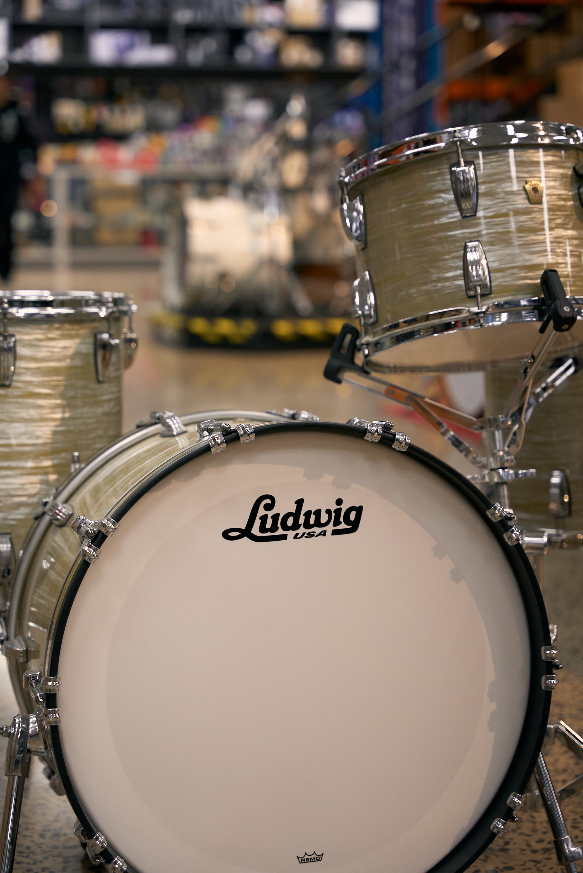 Ludwig Classic Maple 5pc Drum Kit w/Bags - Olive Oyster - Pre-Owned