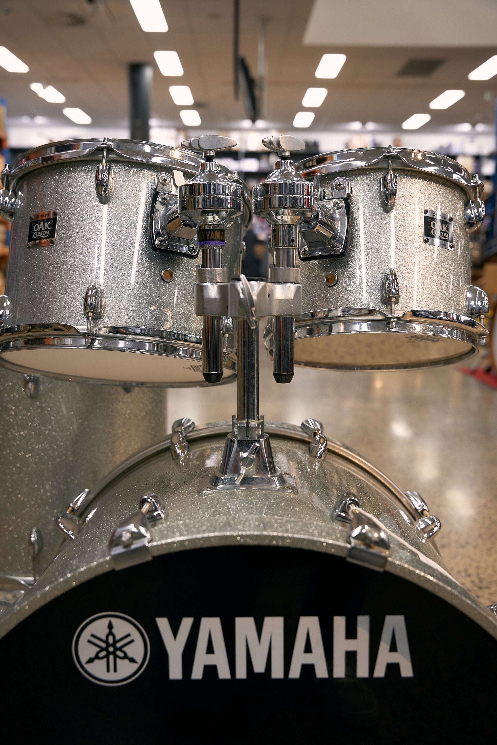 Yamaha Oak Custom 4pc Drum Kit - Silver Sparkle - Pre-Owned