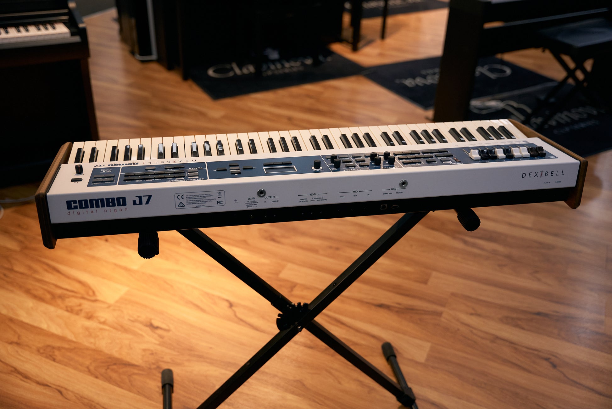 Dexibell J7 Combo Organ w/Power Supply - Pre-Owned