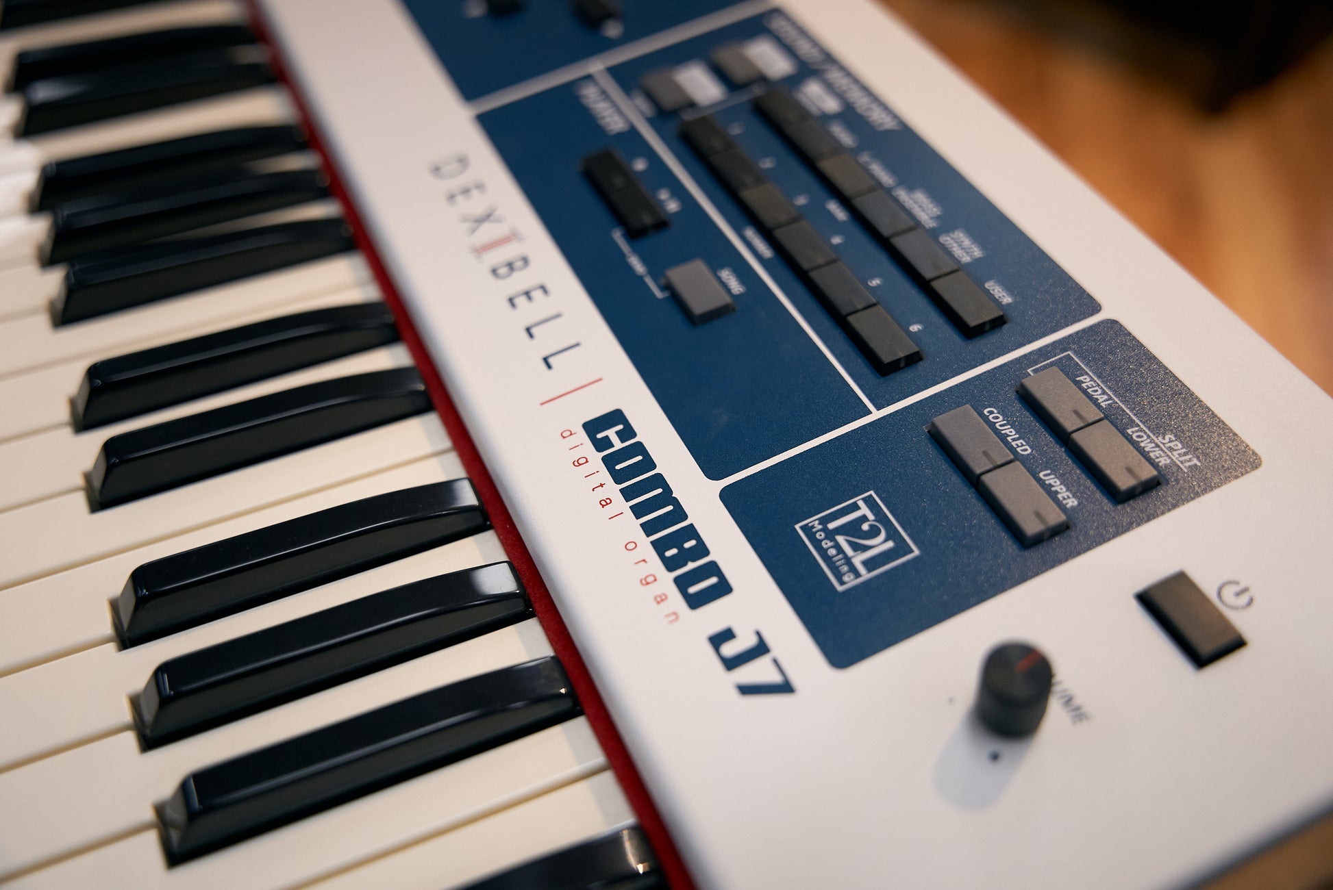Dexibell J7 Combo Organ w/Power Supply - Pre-Owned