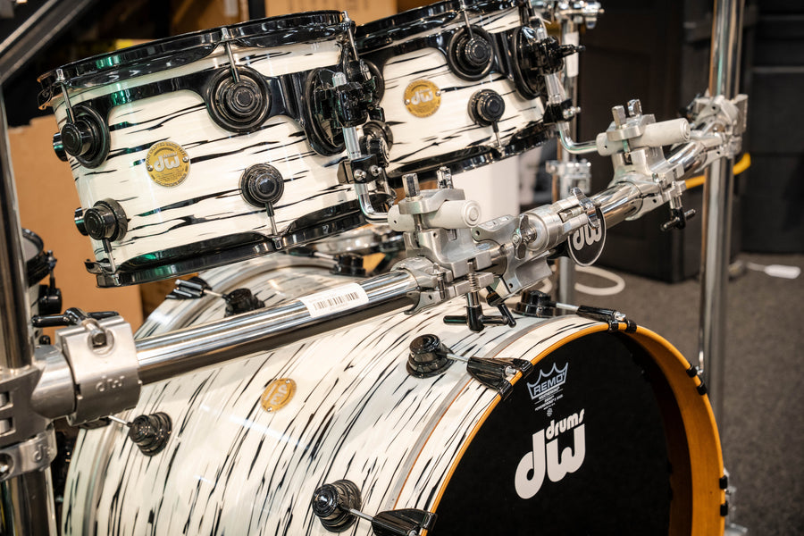 DW Collector's Series 5pc Maple Shell Pack - White Oyster Finish (10/12/14/16/22) - Pre-Owned