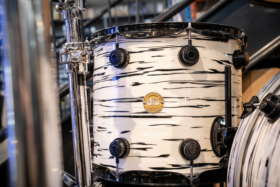 DW Collector's Series 5pc Maple Shell Pack - White Oyster Finish (10/12/14/16/22) - Pre-Owned