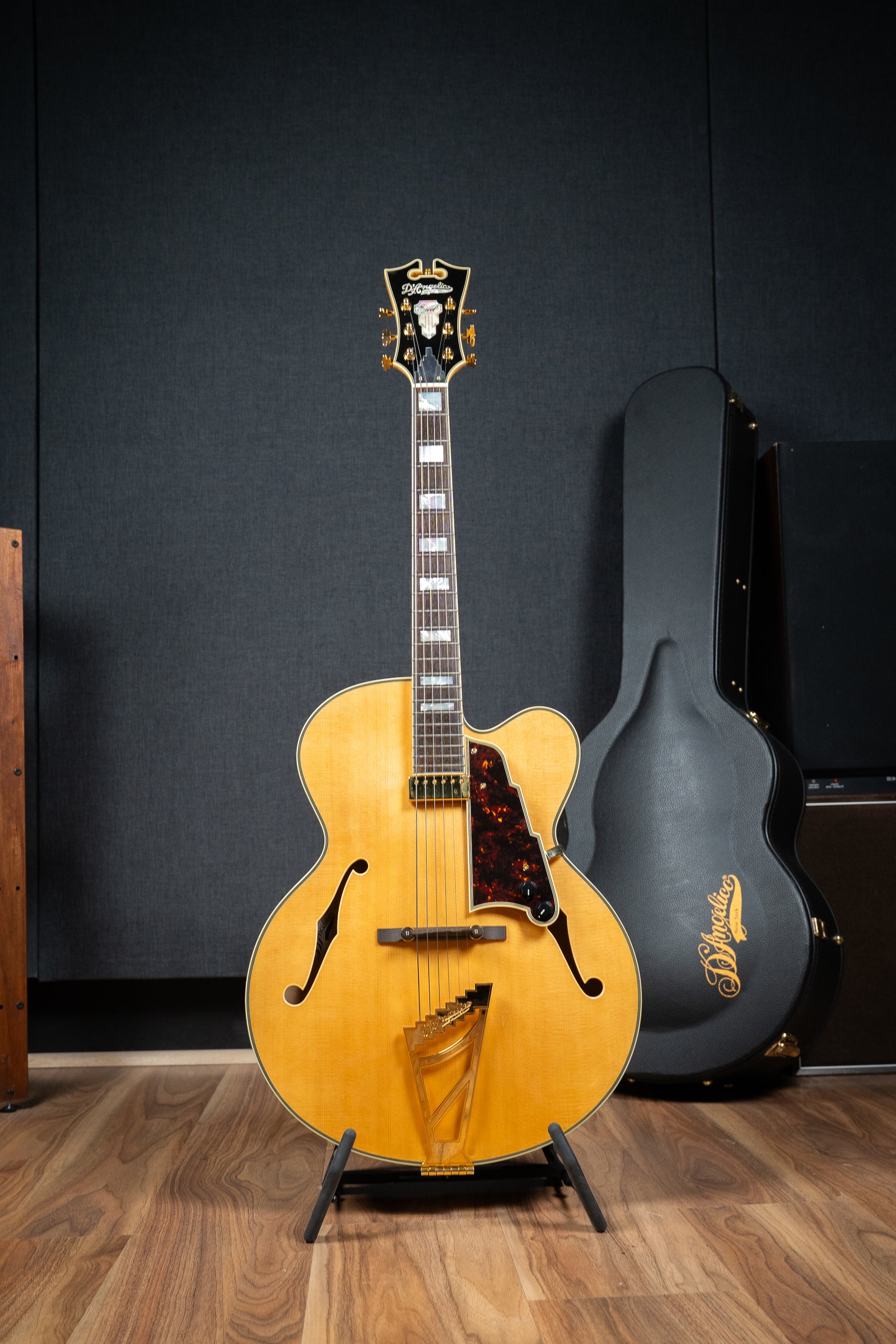 D'Angelico EXL-1 Jazz Guitar w/Case - Natural - Pre-Owned