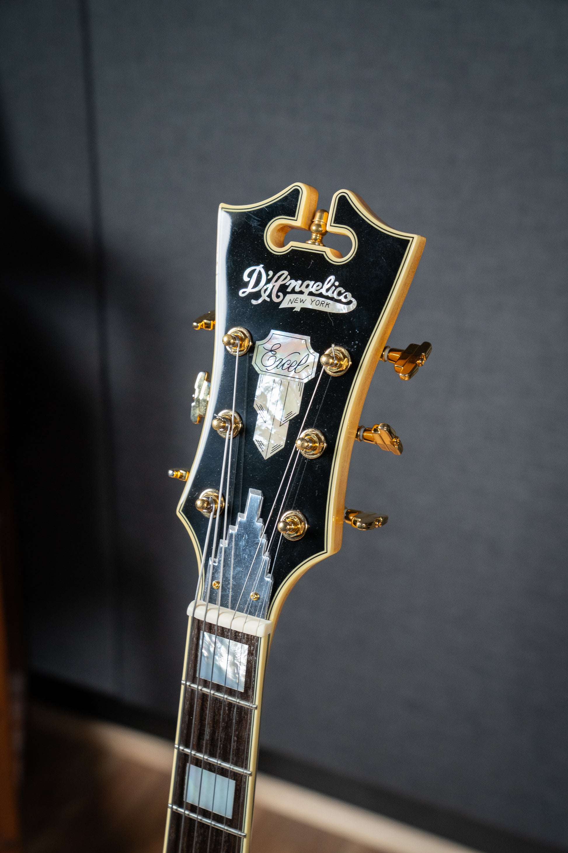 D'Angelico EXL-1 Jazz Guitar w/Case - Natural - Pre-Owned