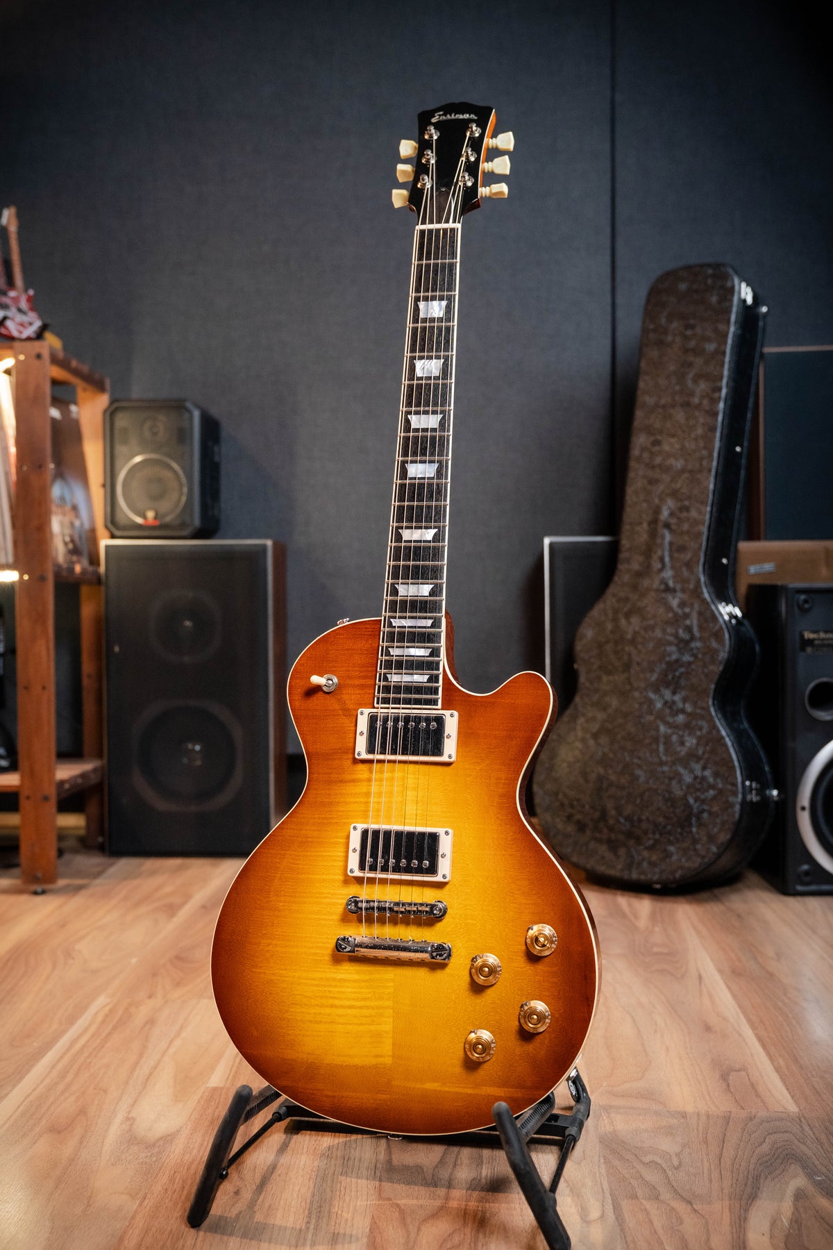 Eastman SB59GB LP Electric Guitar w/Case - Gold Burst - Pre-Owned