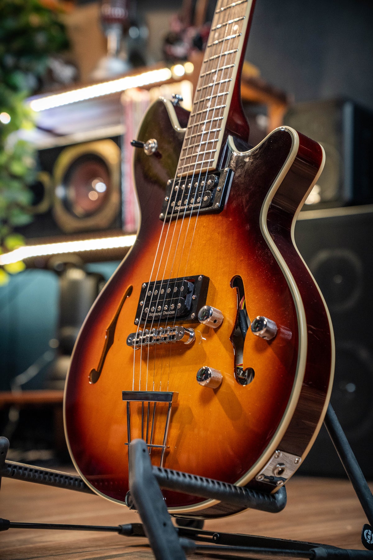 Eastwood JH1200 Josh Homme Electric Guitar w/Seymour Duncan Pickups - Sunburst - Pre-Owned