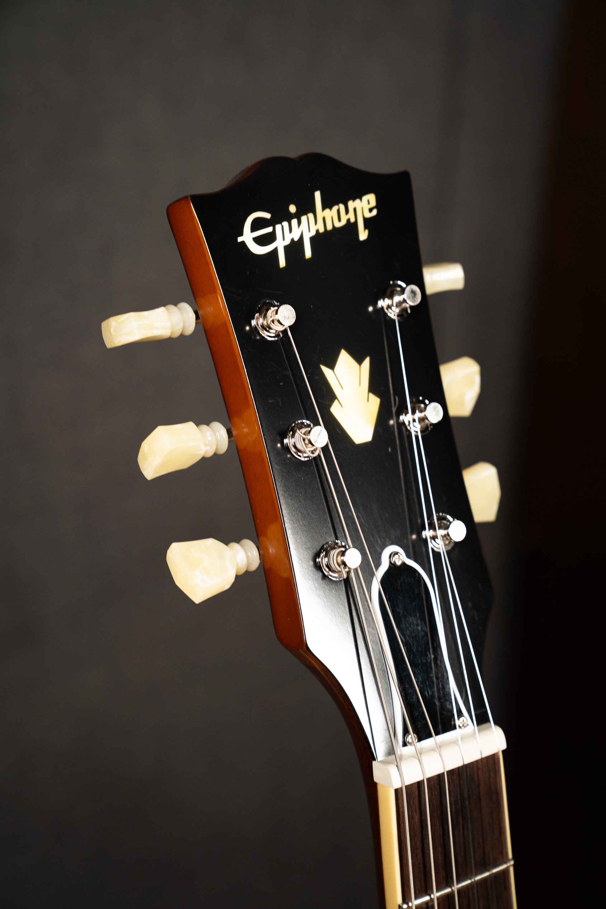 Epiphone 1962 ES-335 Re-issue w/Case - Vintage Burst - Pre-Owned (Mint)