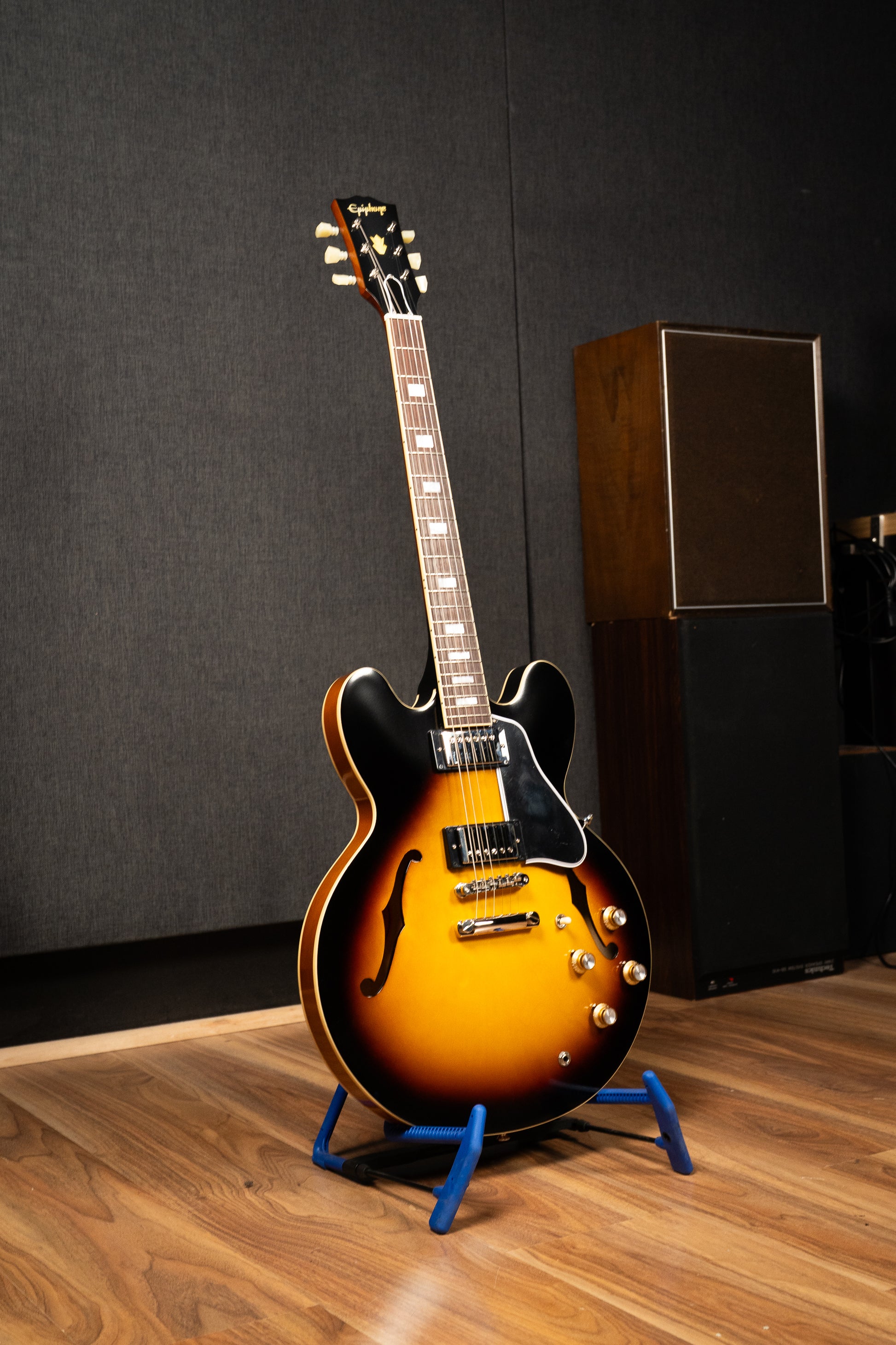 Epiphone 1962 ES-335 Re-issue w/Case - Vintage Burst - Pre-Owned (Mint)