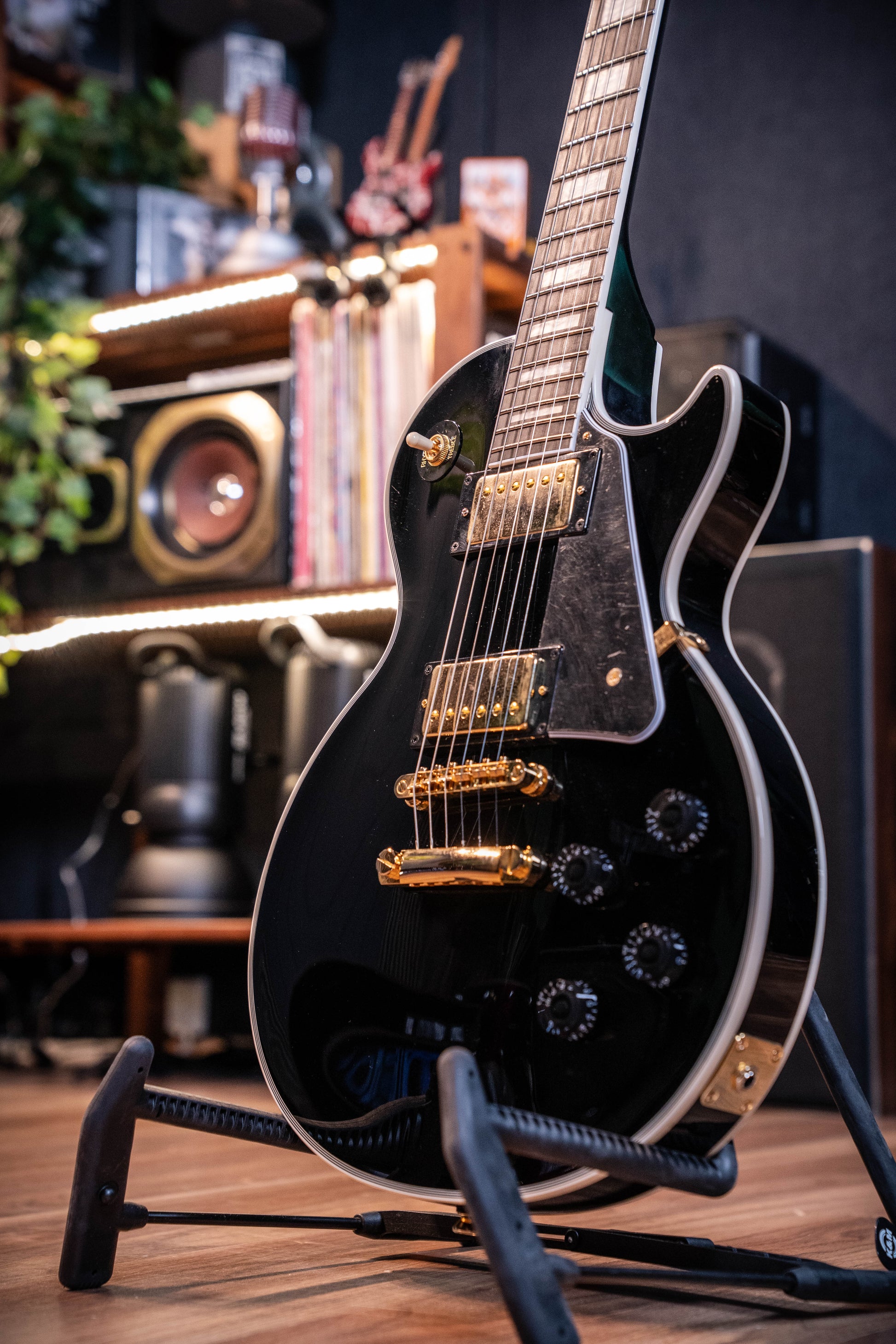 Epiphone Les Paul Custom w/Gigbag - Ebony - Pre-Owned