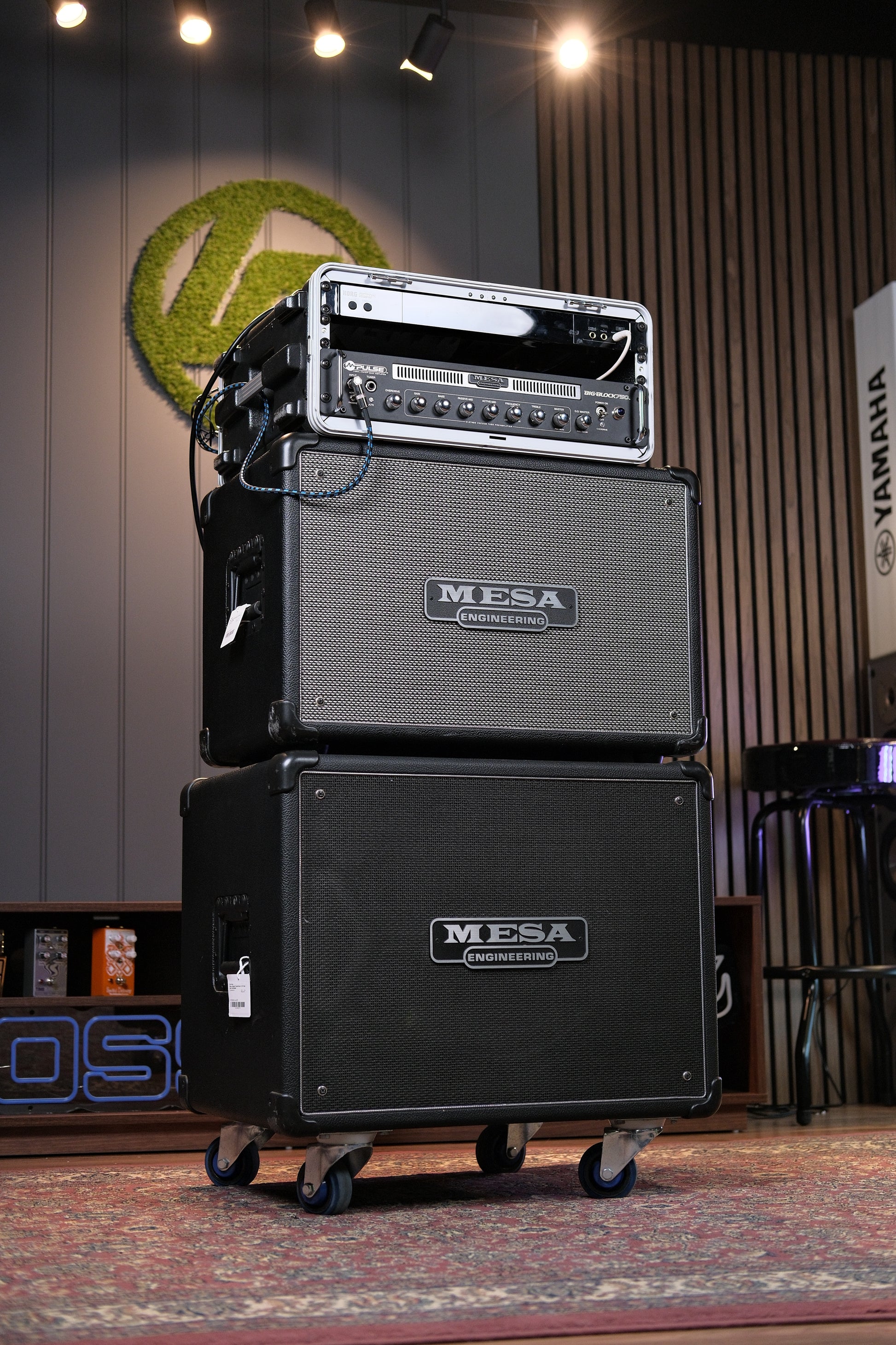 Mesa Boogie Powerhouse 2x10 Bass Cab - Pre-Owned
