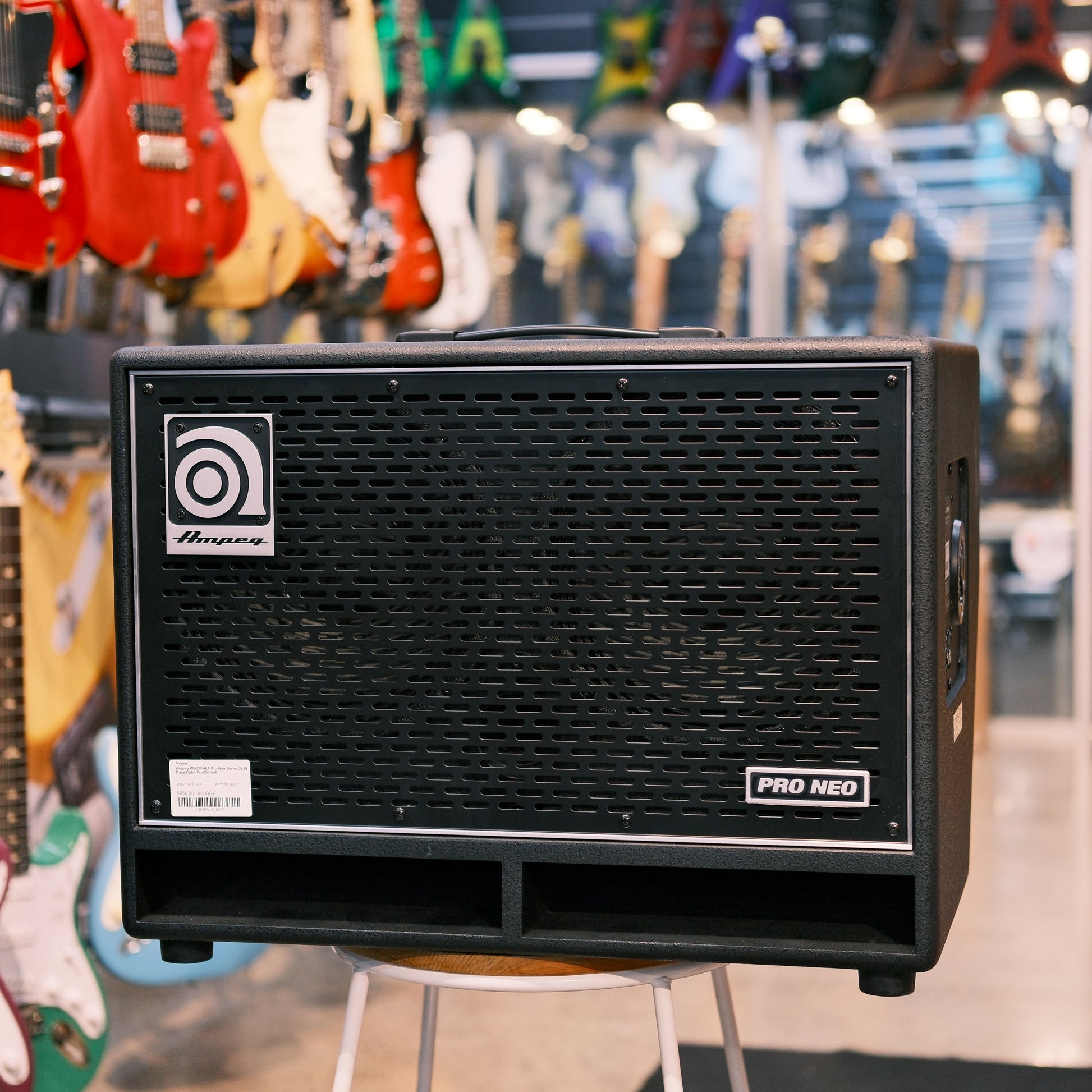 Ampeg PN-210HLF Pro Neo Series 2x10 Bass Cab - Pre-Owned