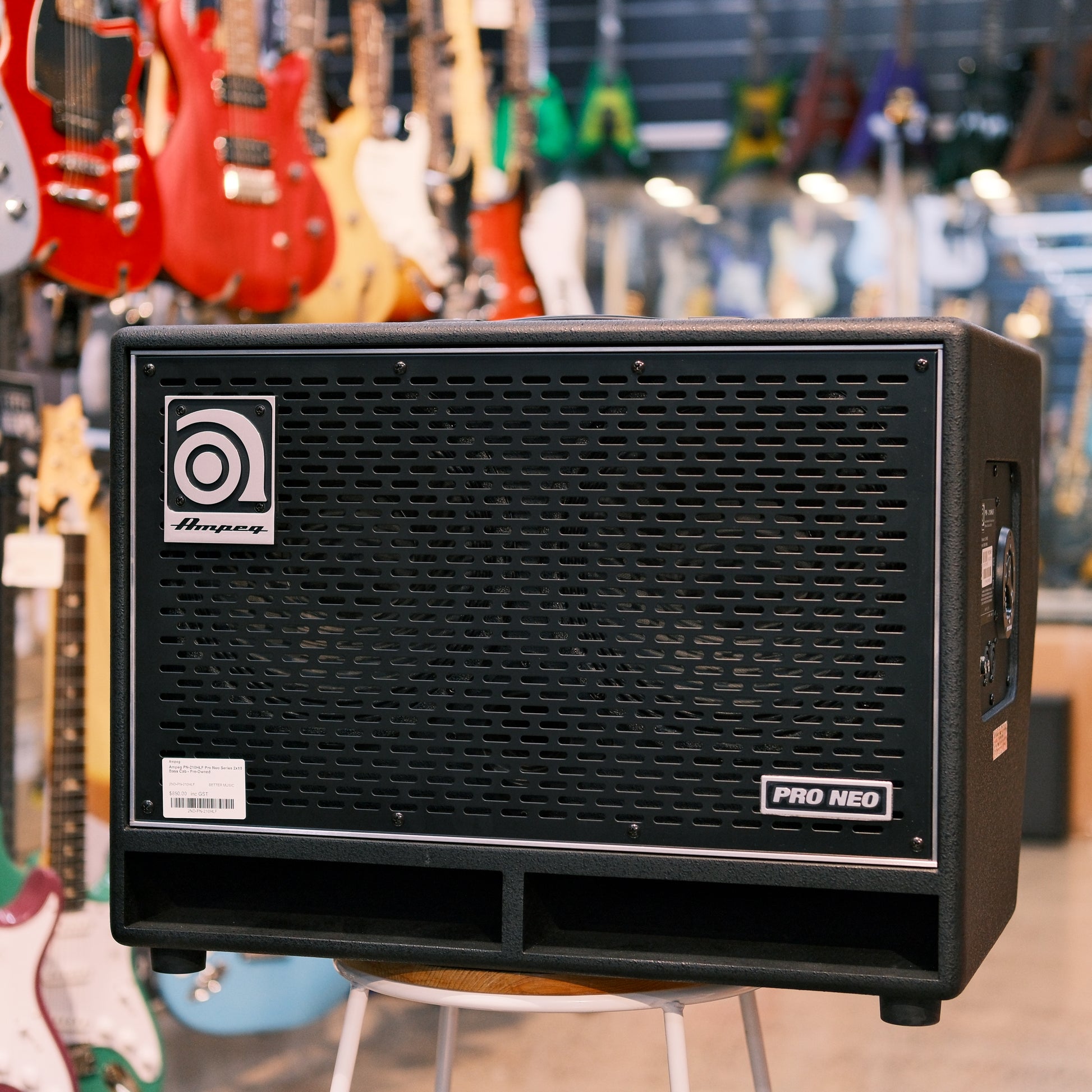 Ampeg PN-210HLF Pro Neo Series 2x10 Bass Cab - Pre-Owned