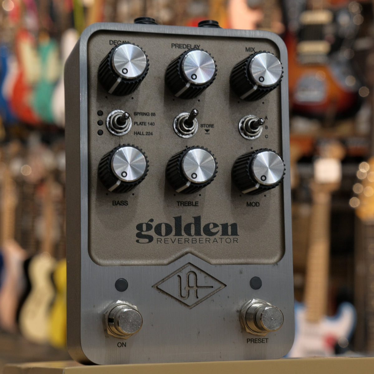Universal Audio UAFX Golden Reverberator - Pre-Owned
