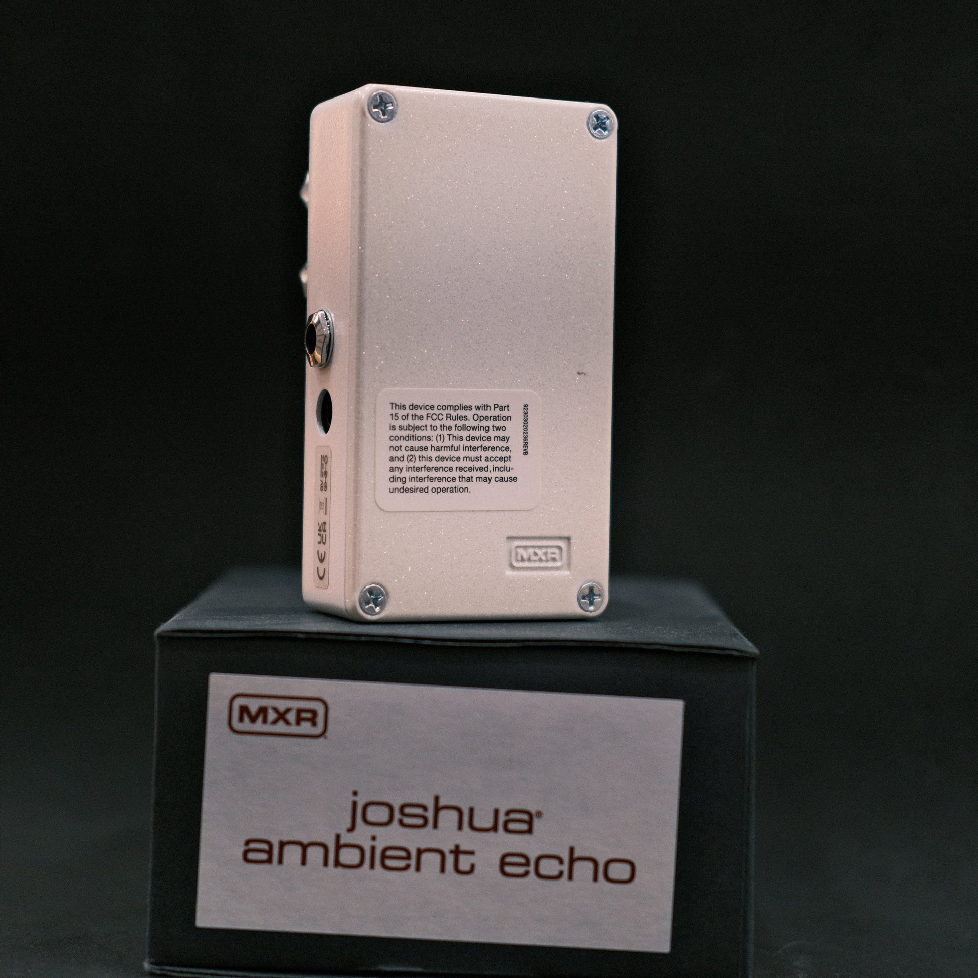 MXR Joshua Ambient Echo w/Box - Pre-Owned