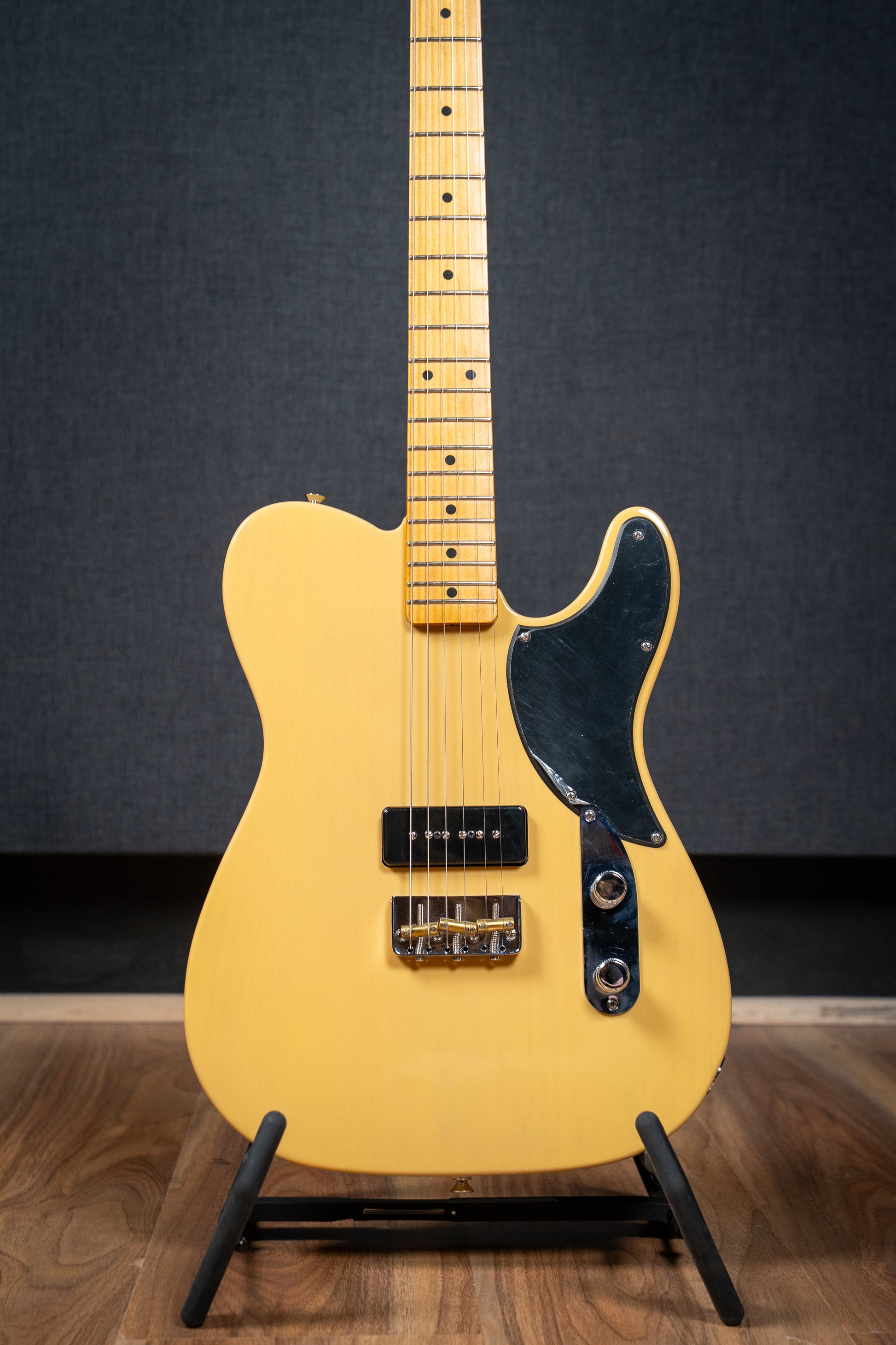 Fender 2021 MIM Noventa Telecaster w/Fender Case - Pre-Owned (Mint)