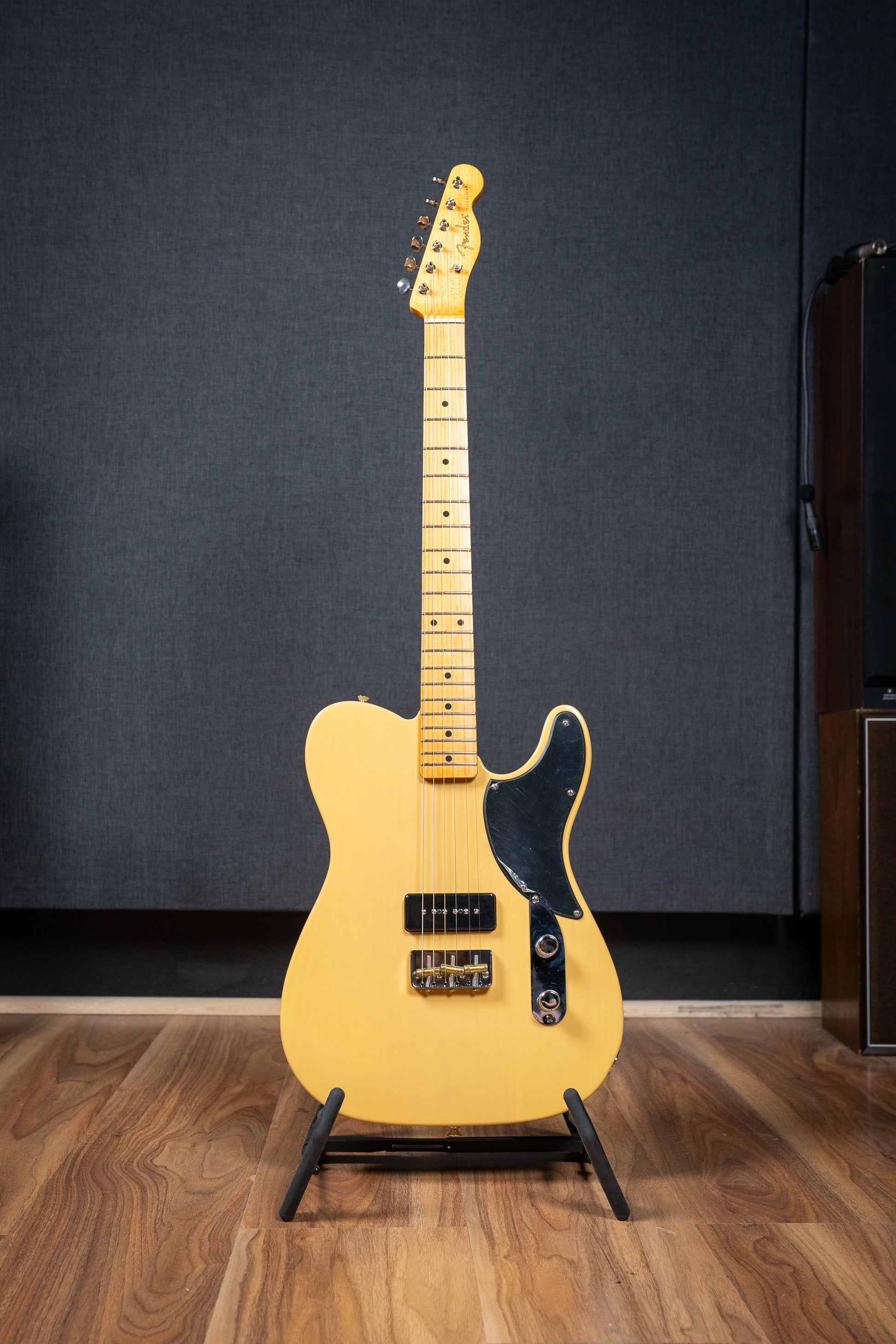 Fender 2021 MIM Noventa Telecaster w/Fender Case - Pre-Owned (Mint)