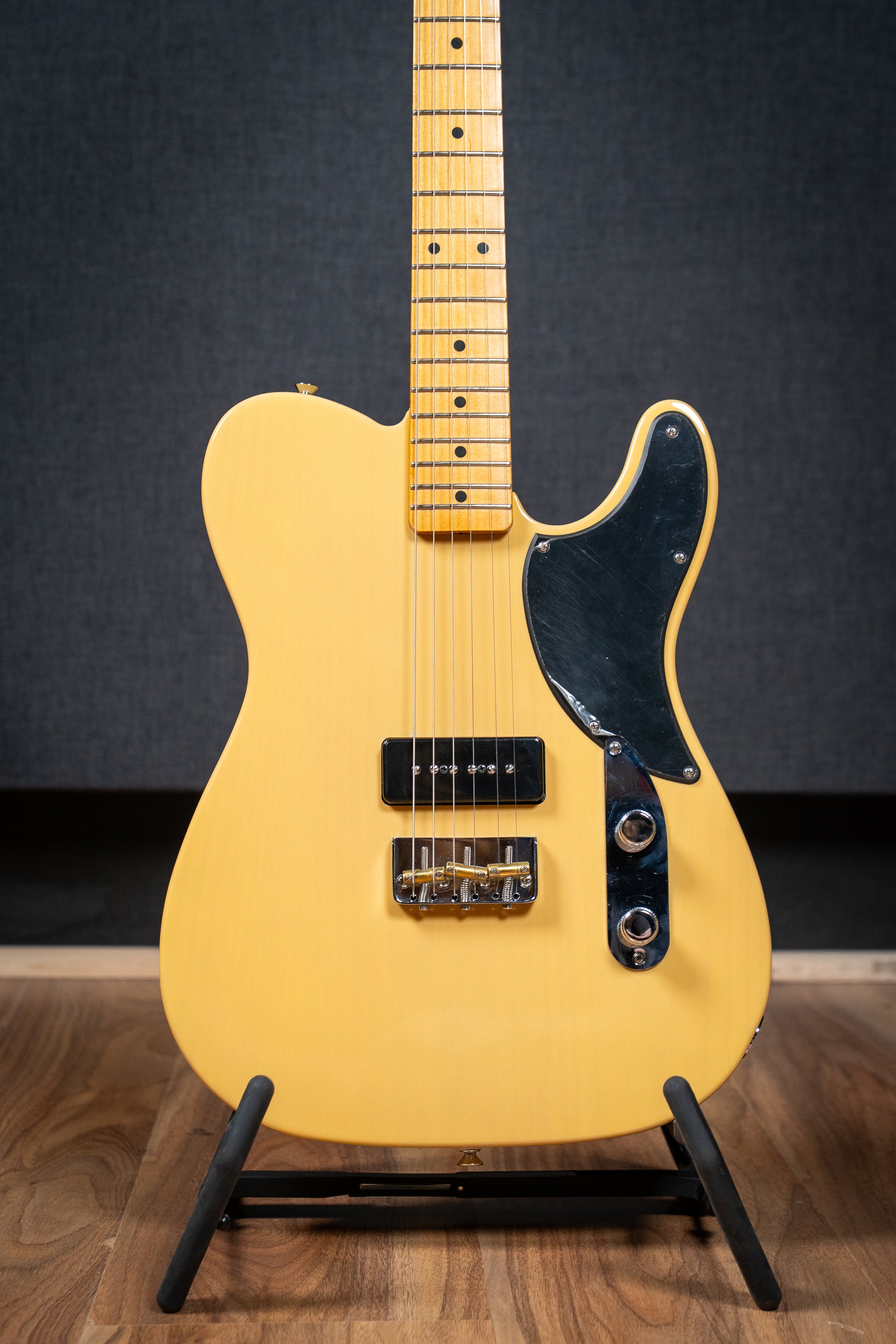 Fender 2021 MIM Noventa Telecaster w/Fender Case - Pre-Owned (Mint)