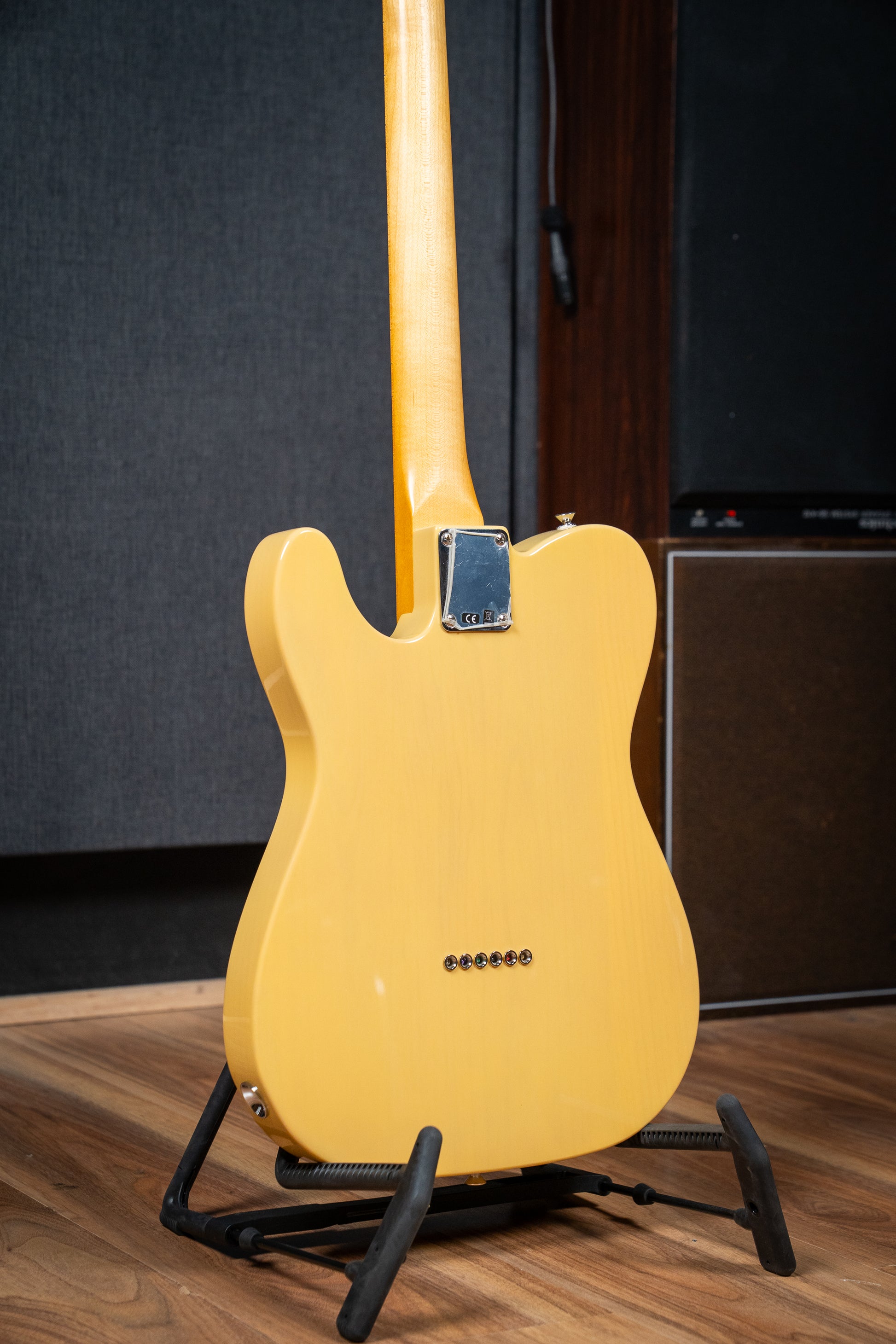 Fender 2021 MIM Noventa Telecaster w/Fender Case - Pre-Owned (Mint)