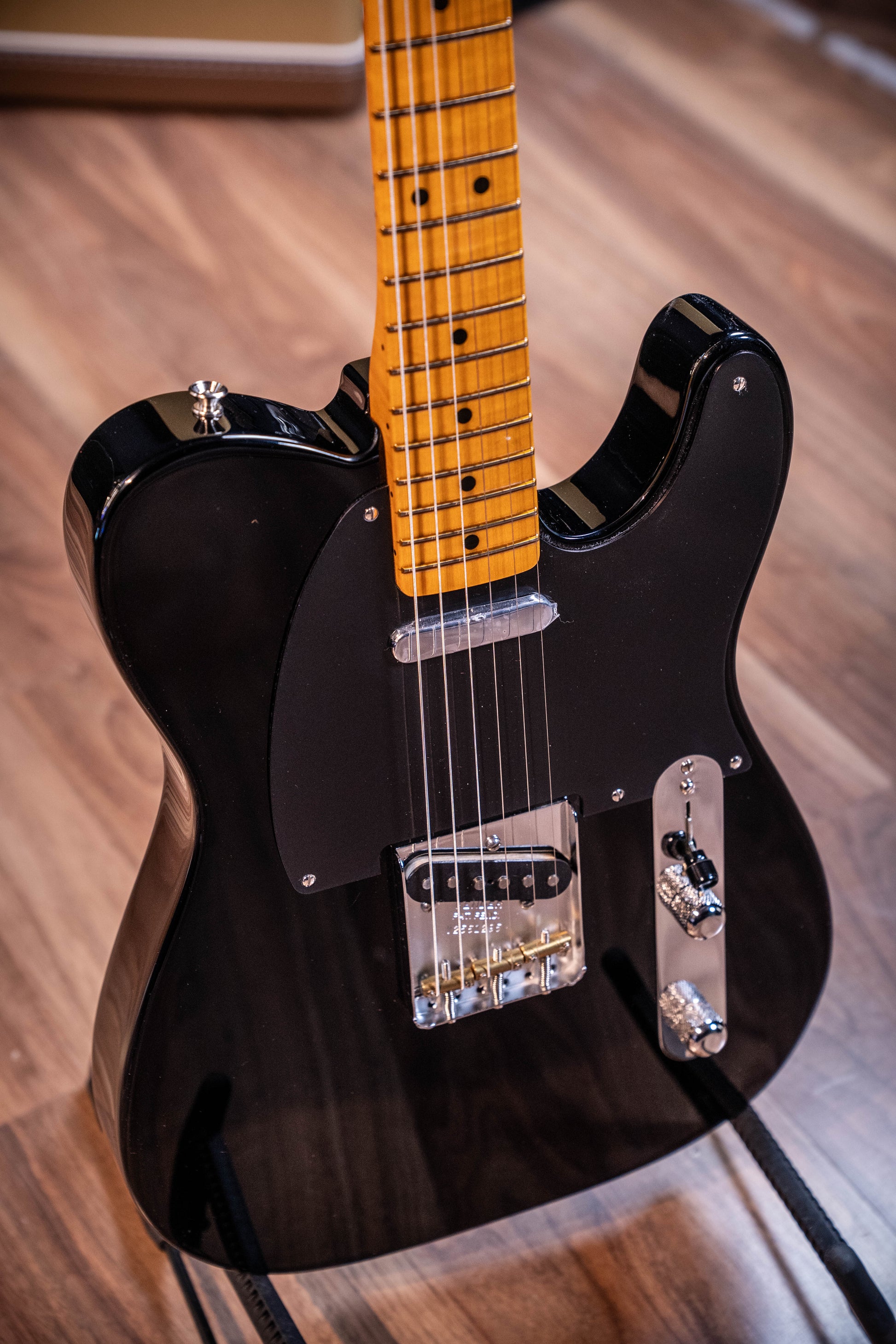 Fender American Vintage II 1951 Telecaster - AAA Flame Maple Neck - Black
