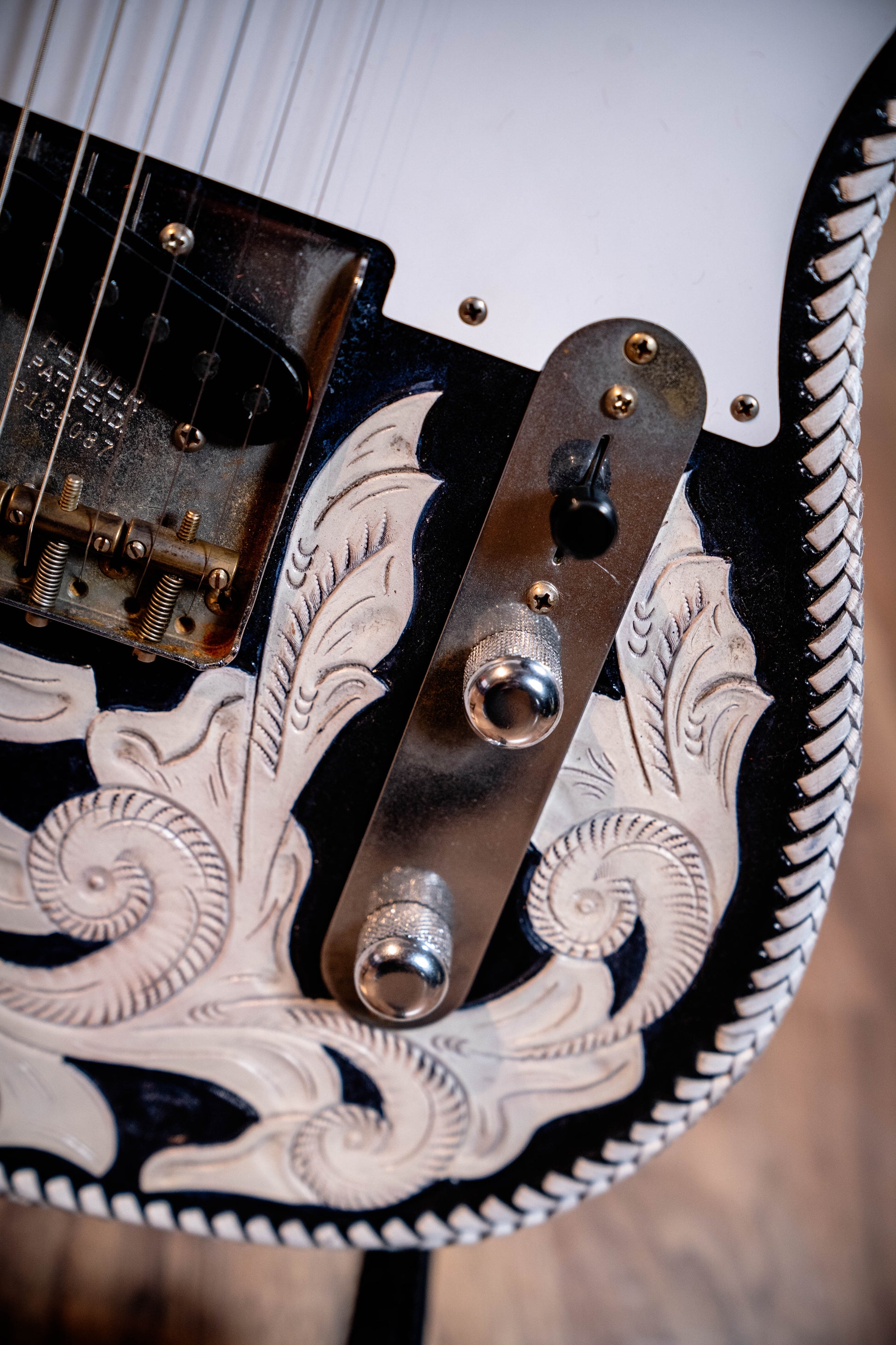 Fender Custom Shop Masterbuilt Waylon Jennings BTB 54' Telecaster Relic - Black and White Tooled Leather over Butterscotch Blonde